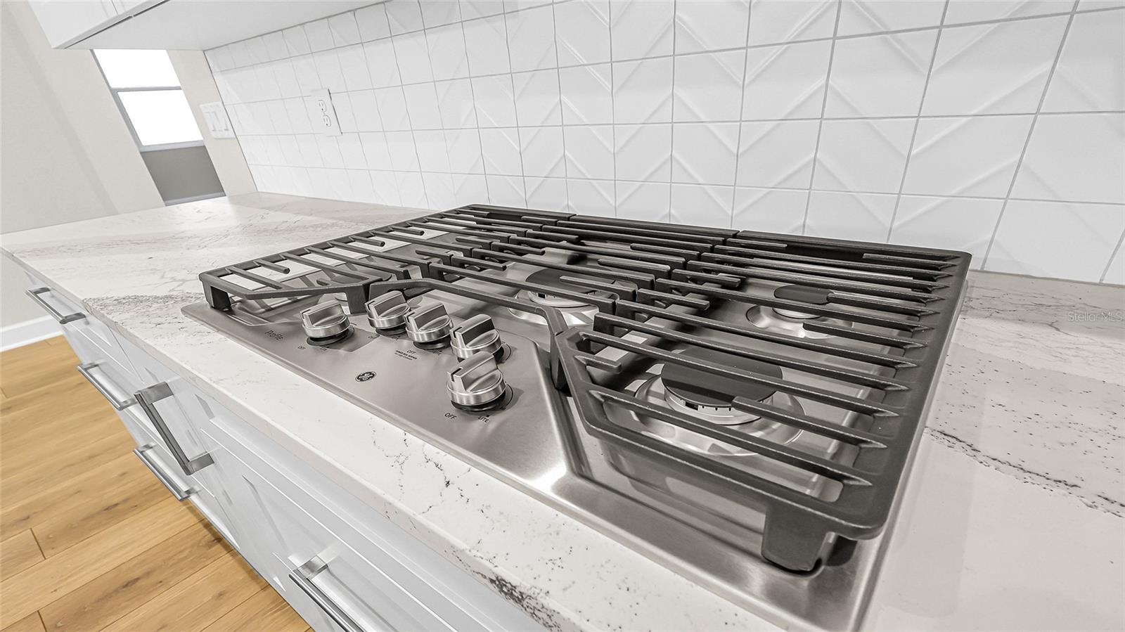 CRESSWIND AT LAKE HARRIS - Residential