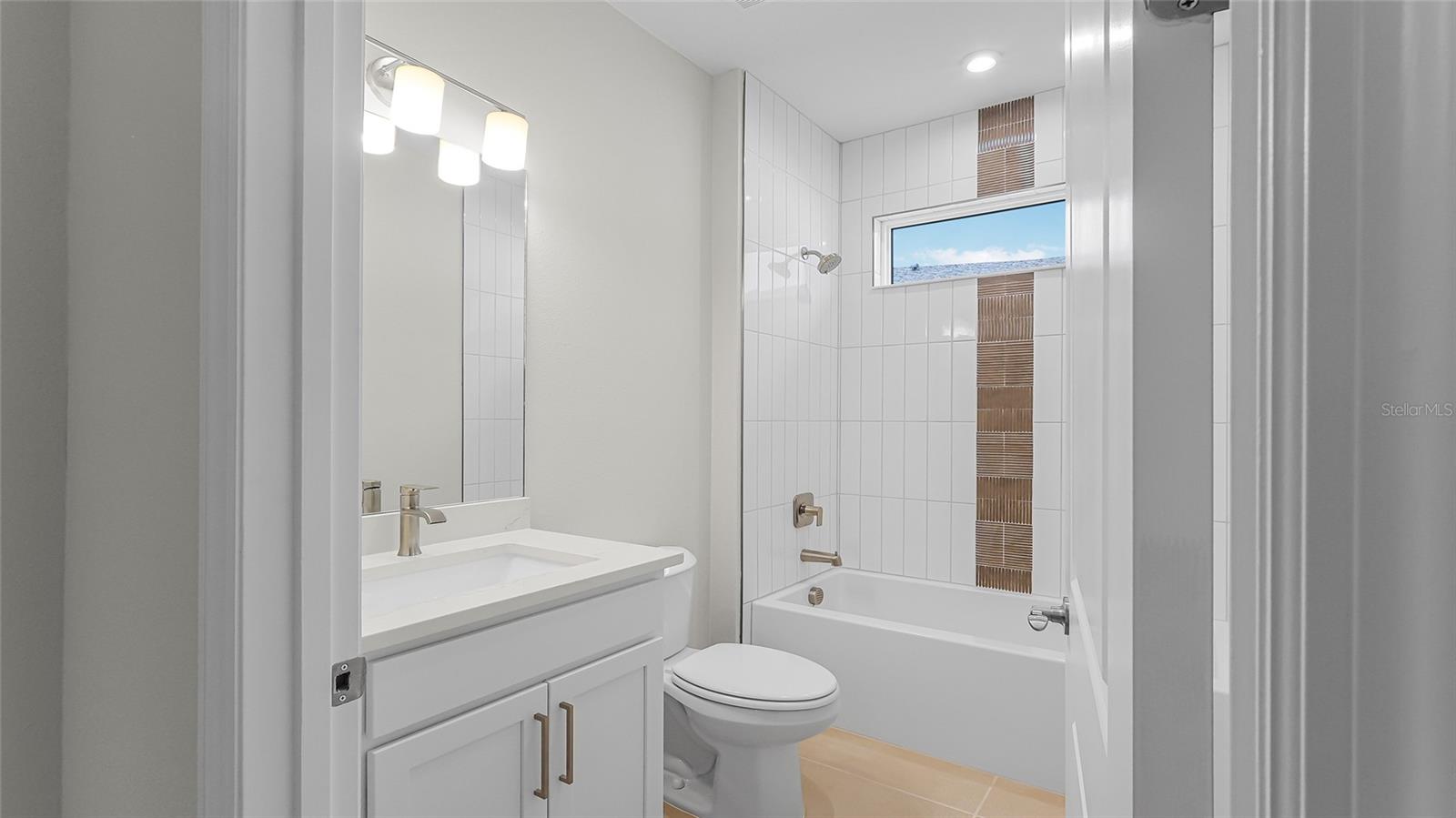 CRESSWIND AT LAKE HARRIS - Residential