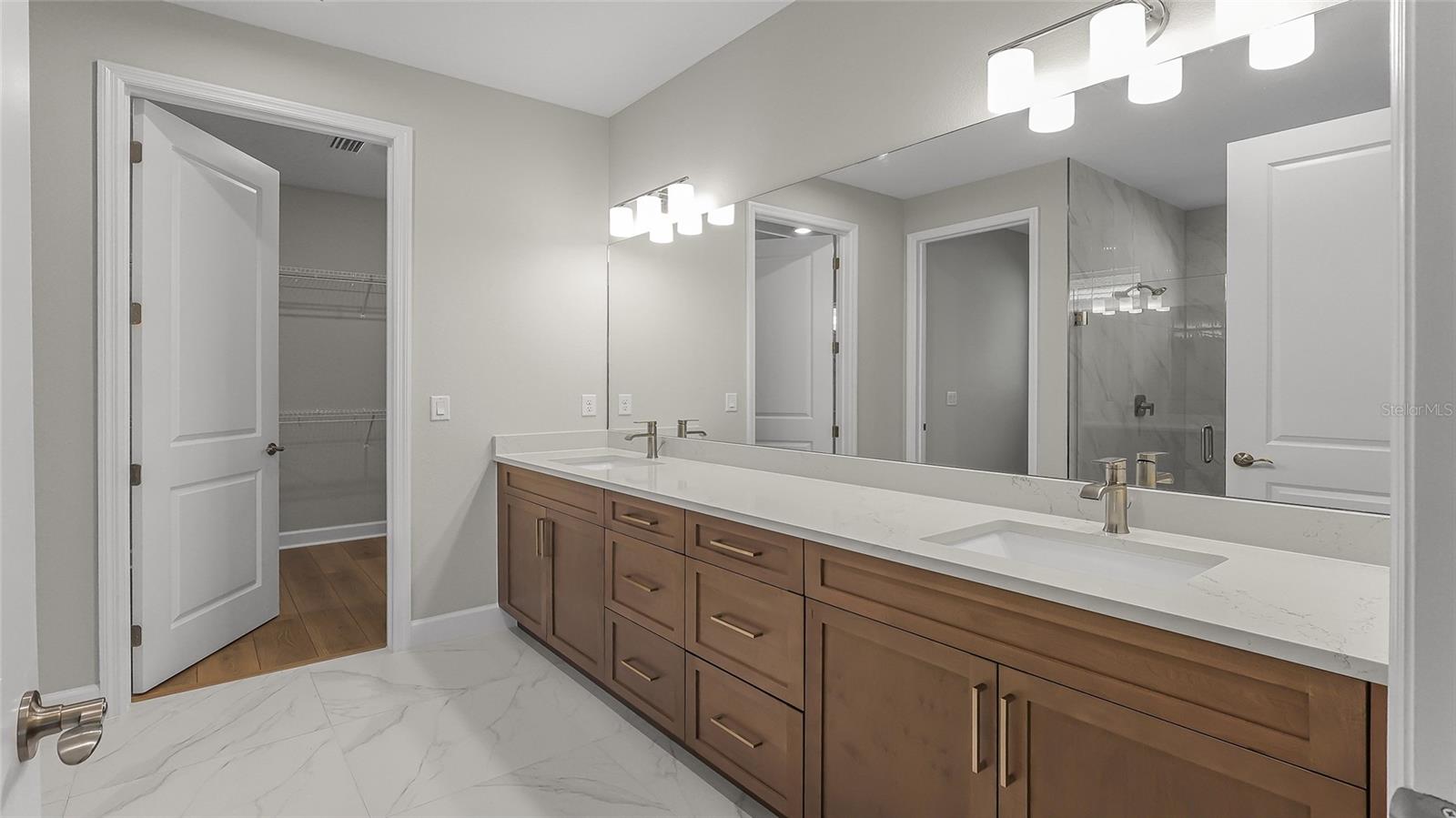 CRESSWIND AT LAKE HARRIS - Residential