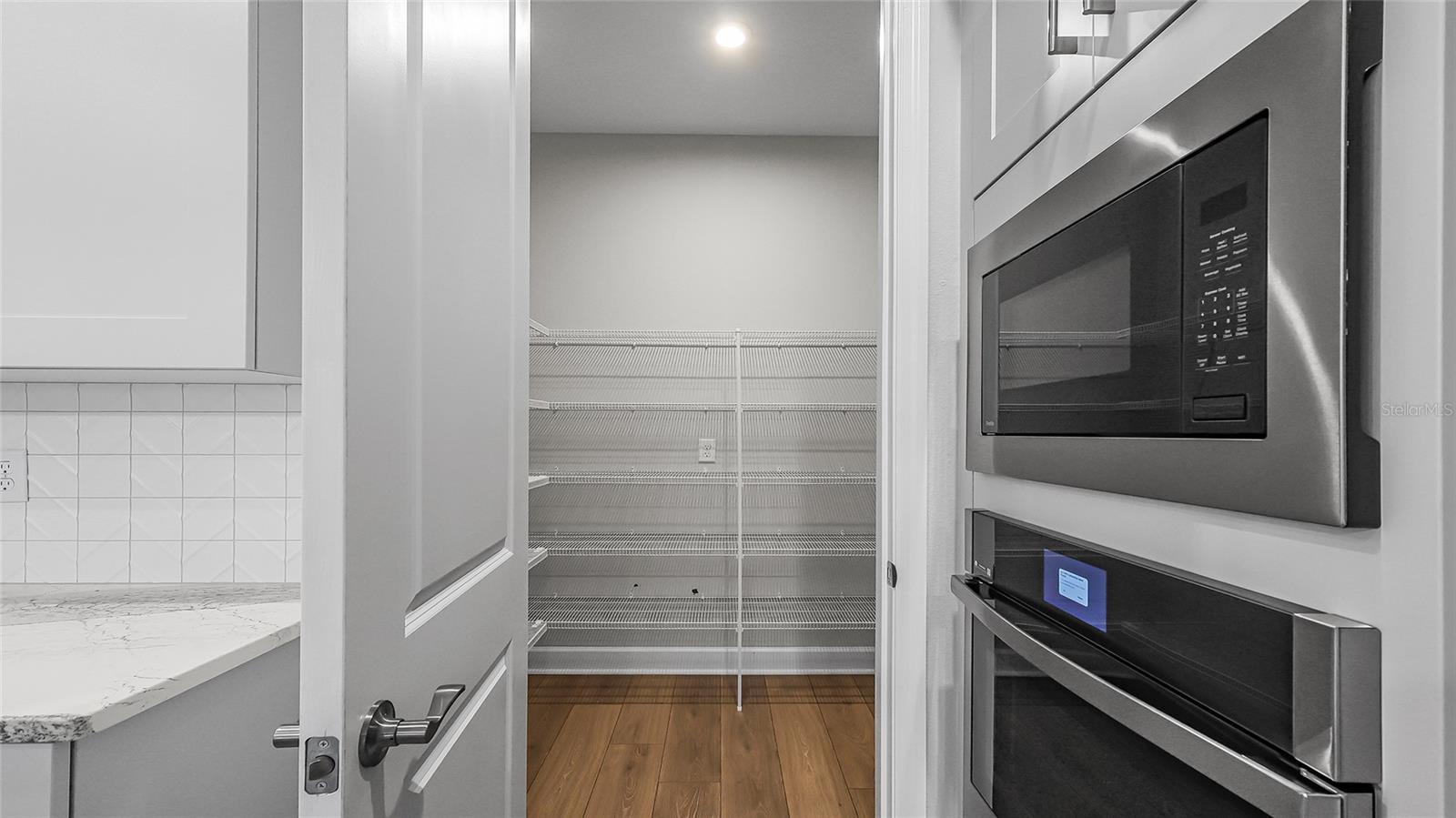 CRESSWIND AT LAKE HARRIS - Residential