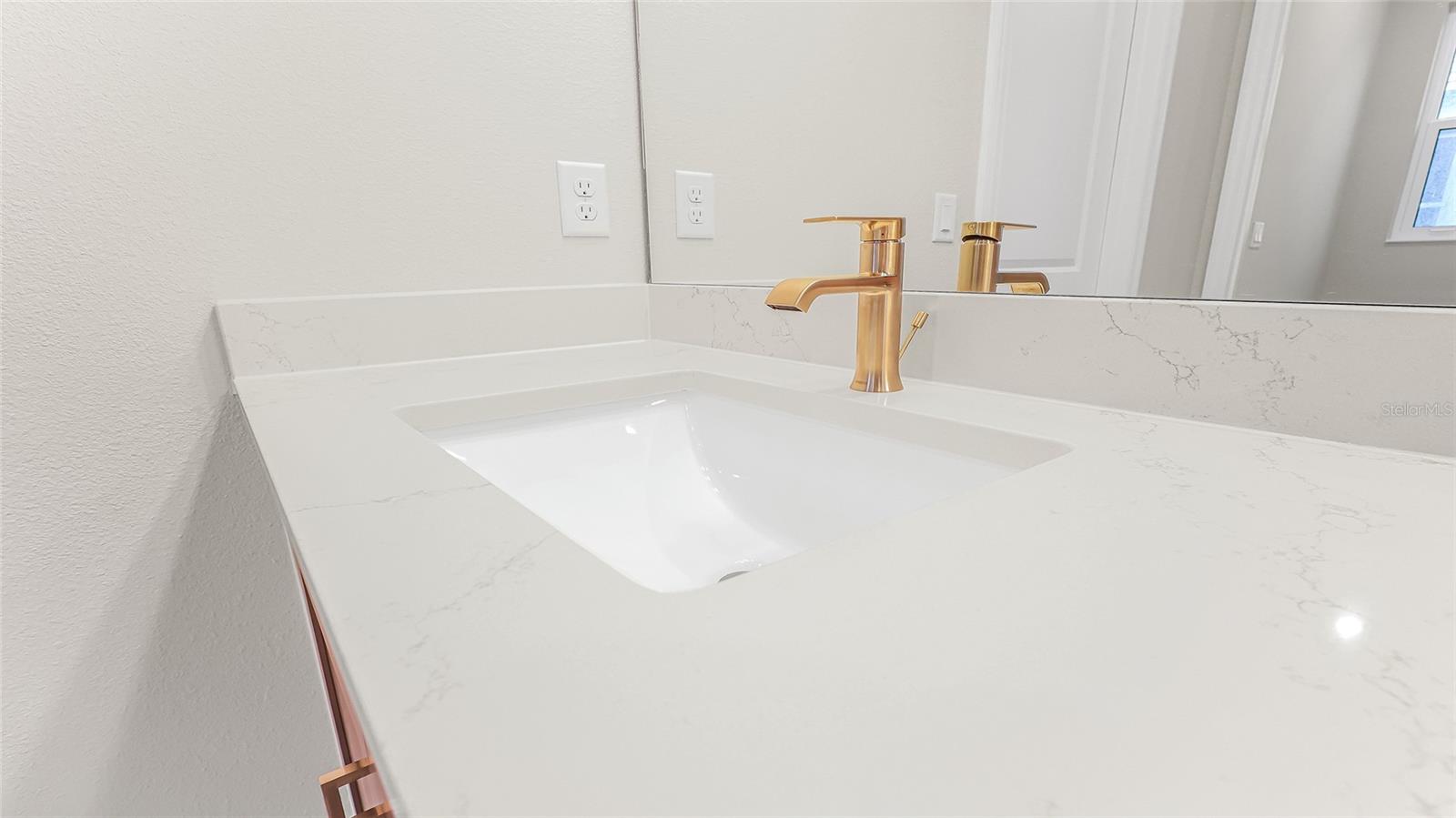 CRESSWIND AT LAKE HARRIS - Residential