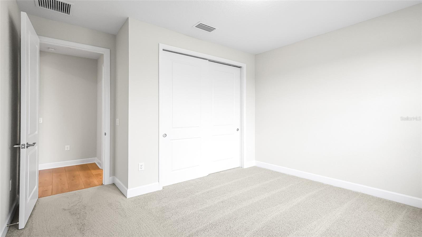 CRESSWIND AT LAKE HARRIS - Residential