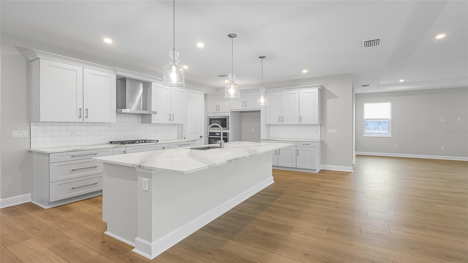 CRESSWIND AT LAKE HARRIS - Residential