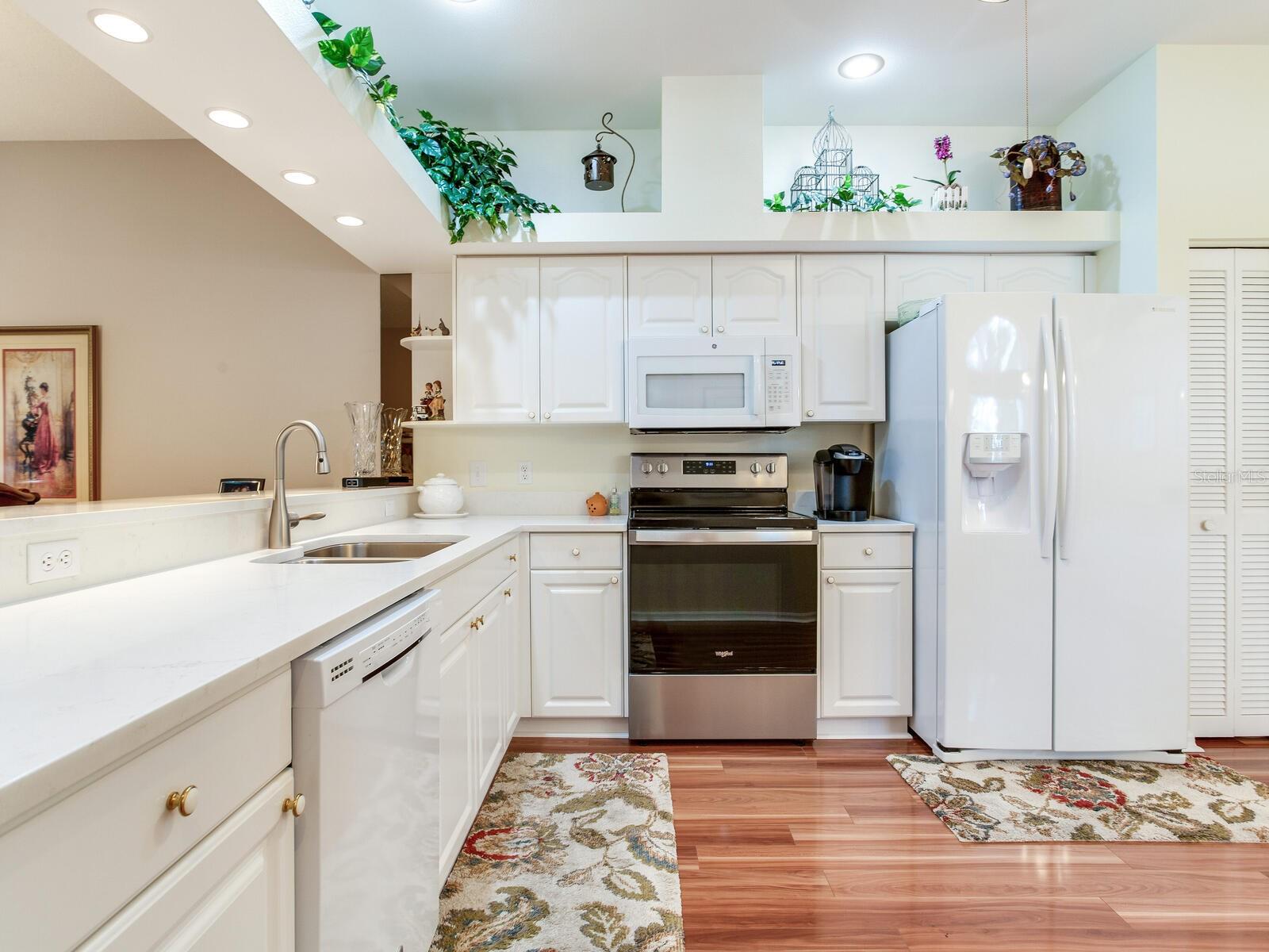 TWELVE OAKS I OF TARA PH 2 - Residential