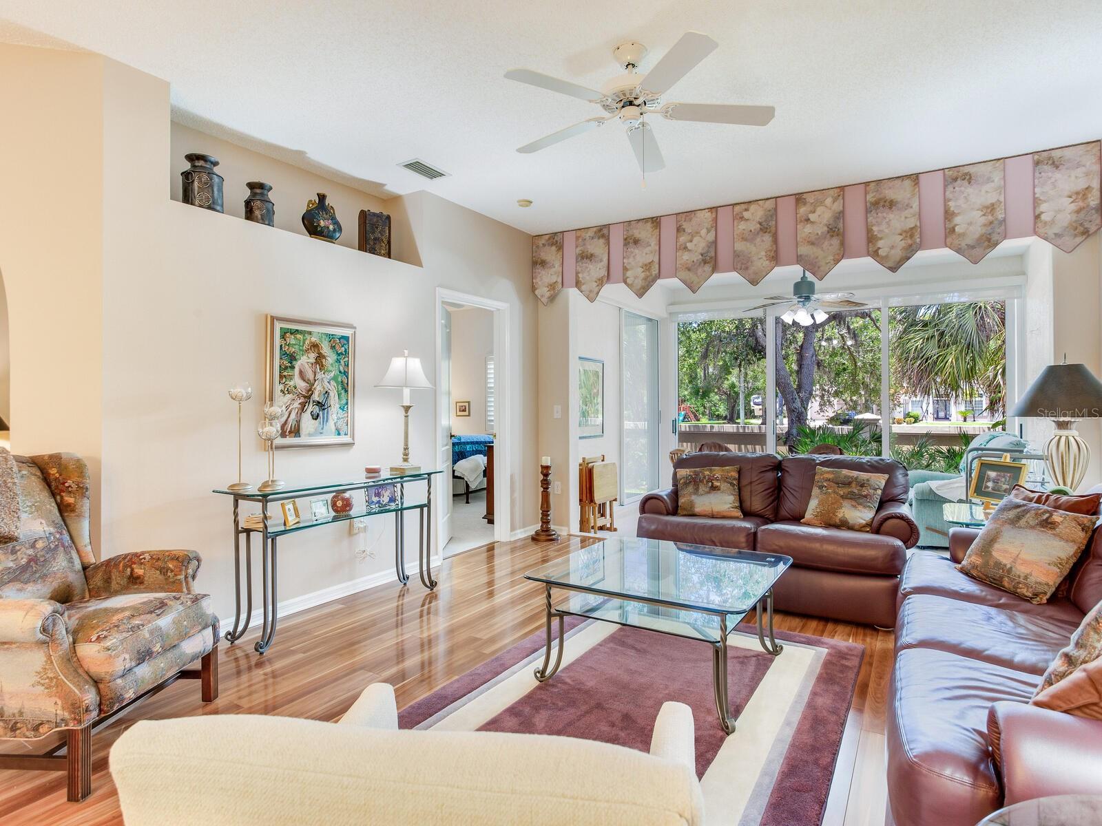 TWELVE OAKS I OF TARA PH 2 - Residential