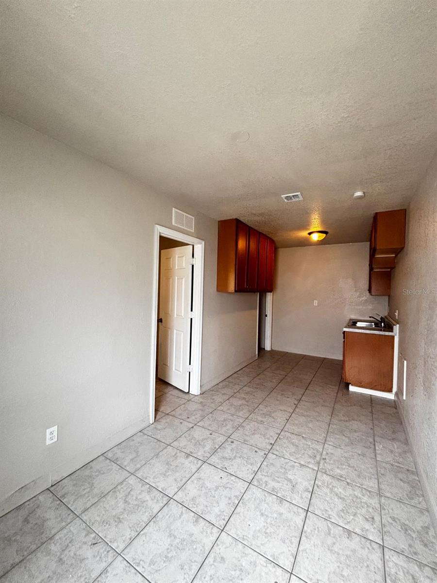 GOLDENROD TERRACE - Residential Lease