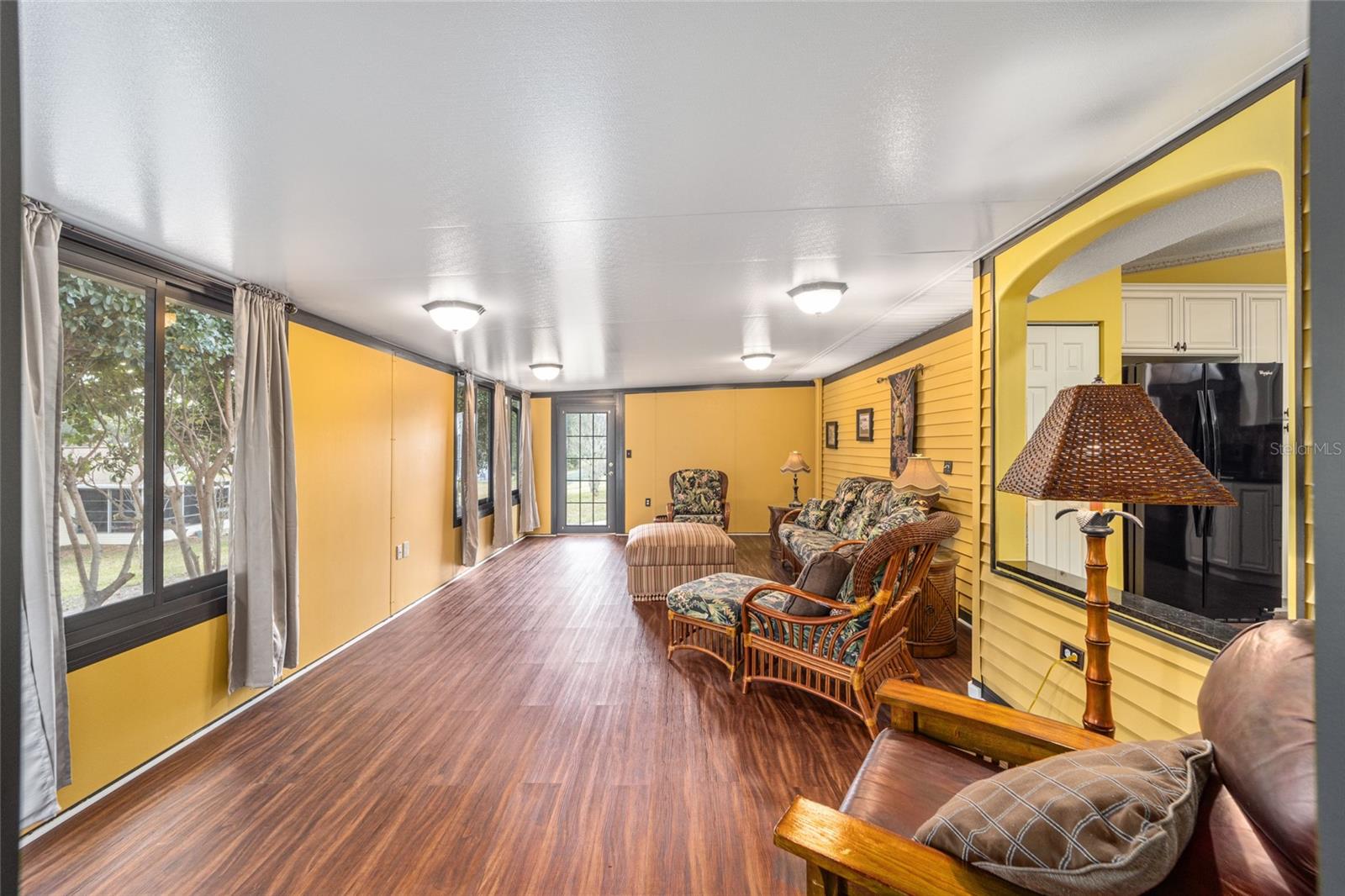 OAK RUN - Residential