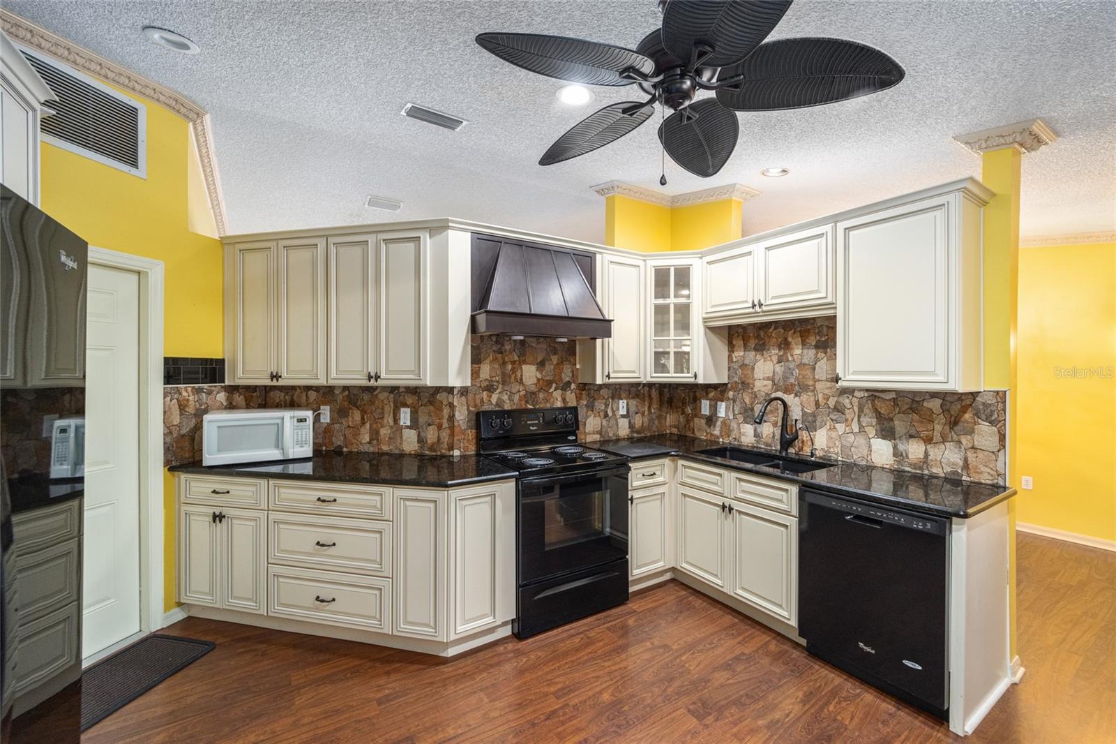 OAK RUN - Residential