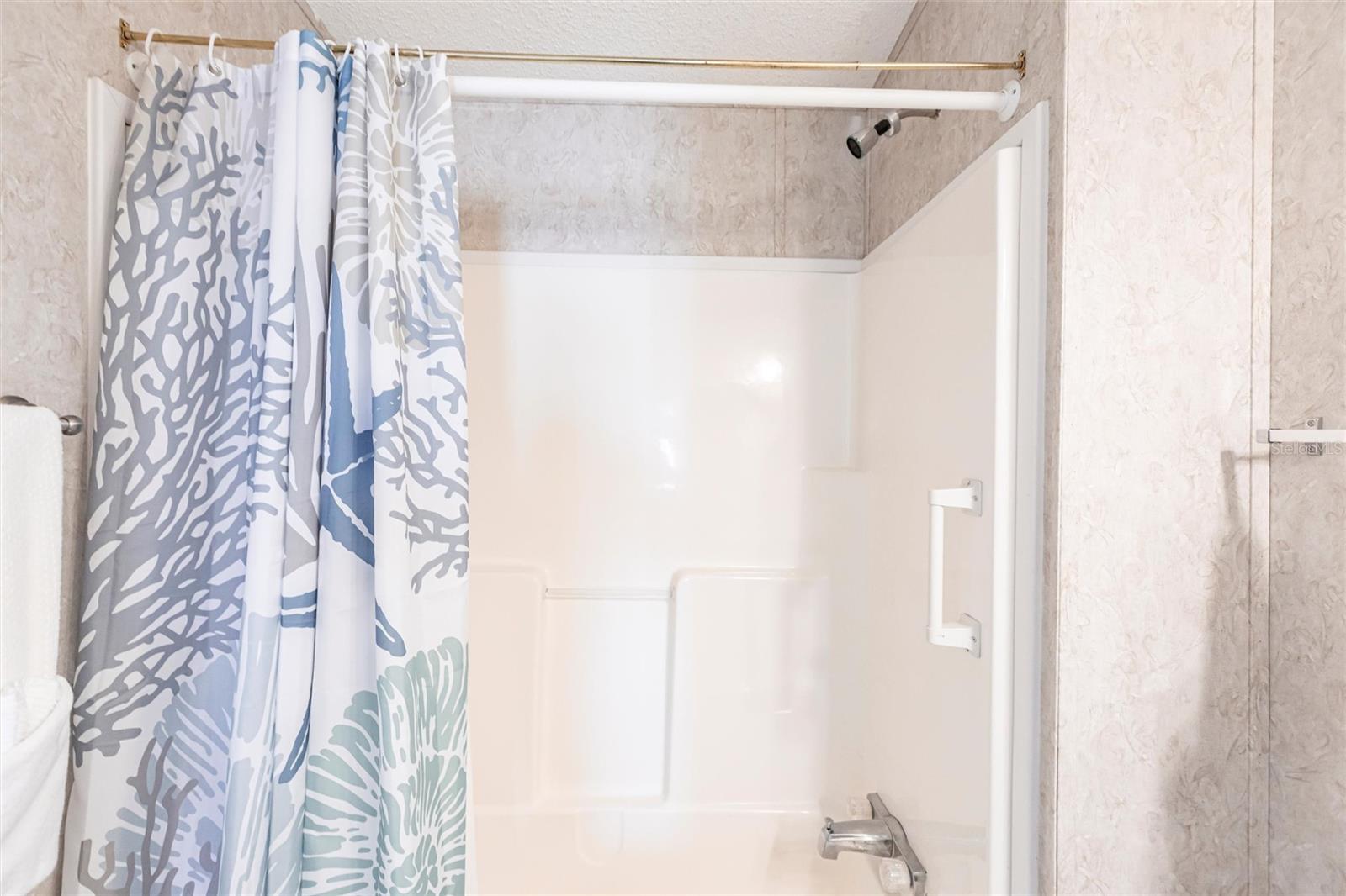 ALLIGATOR PARK COOP - Residential