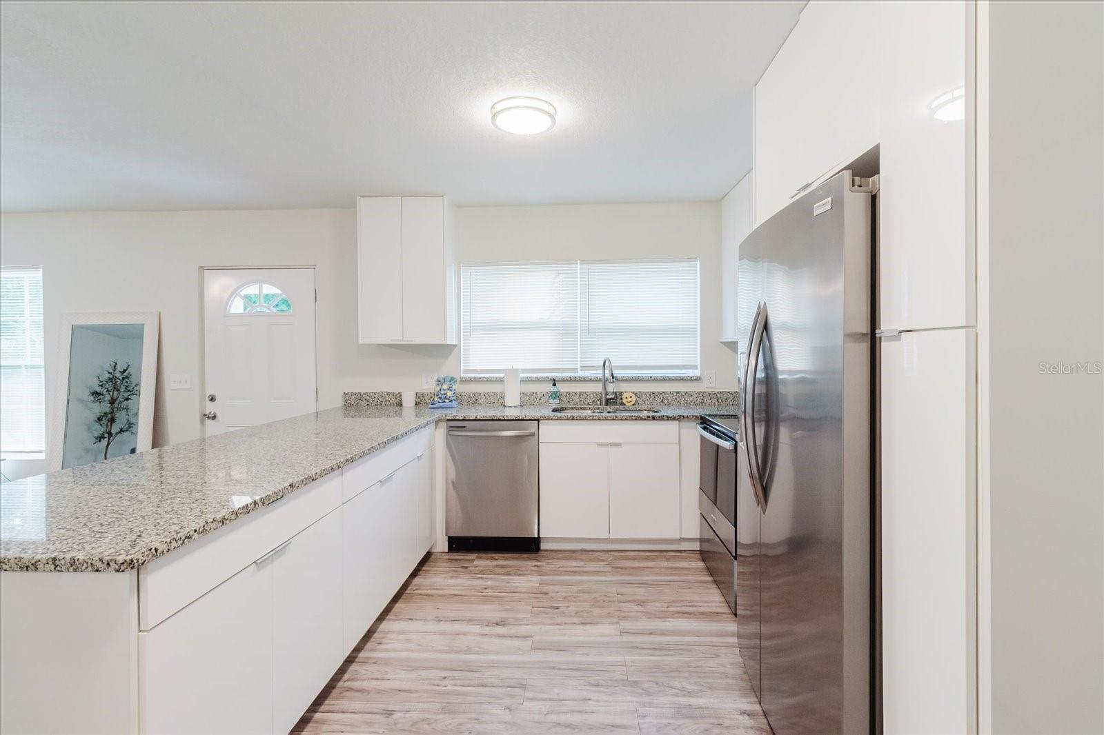 QUEENER SUB - Residential