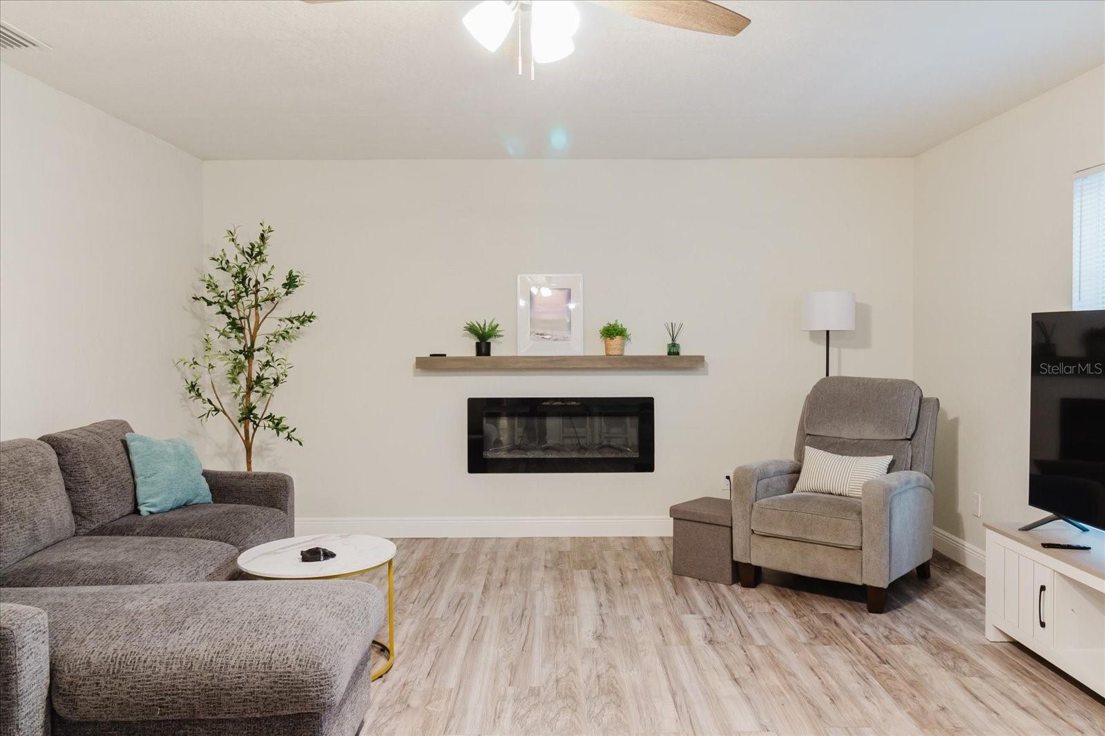 QUEENER SUB - Residential