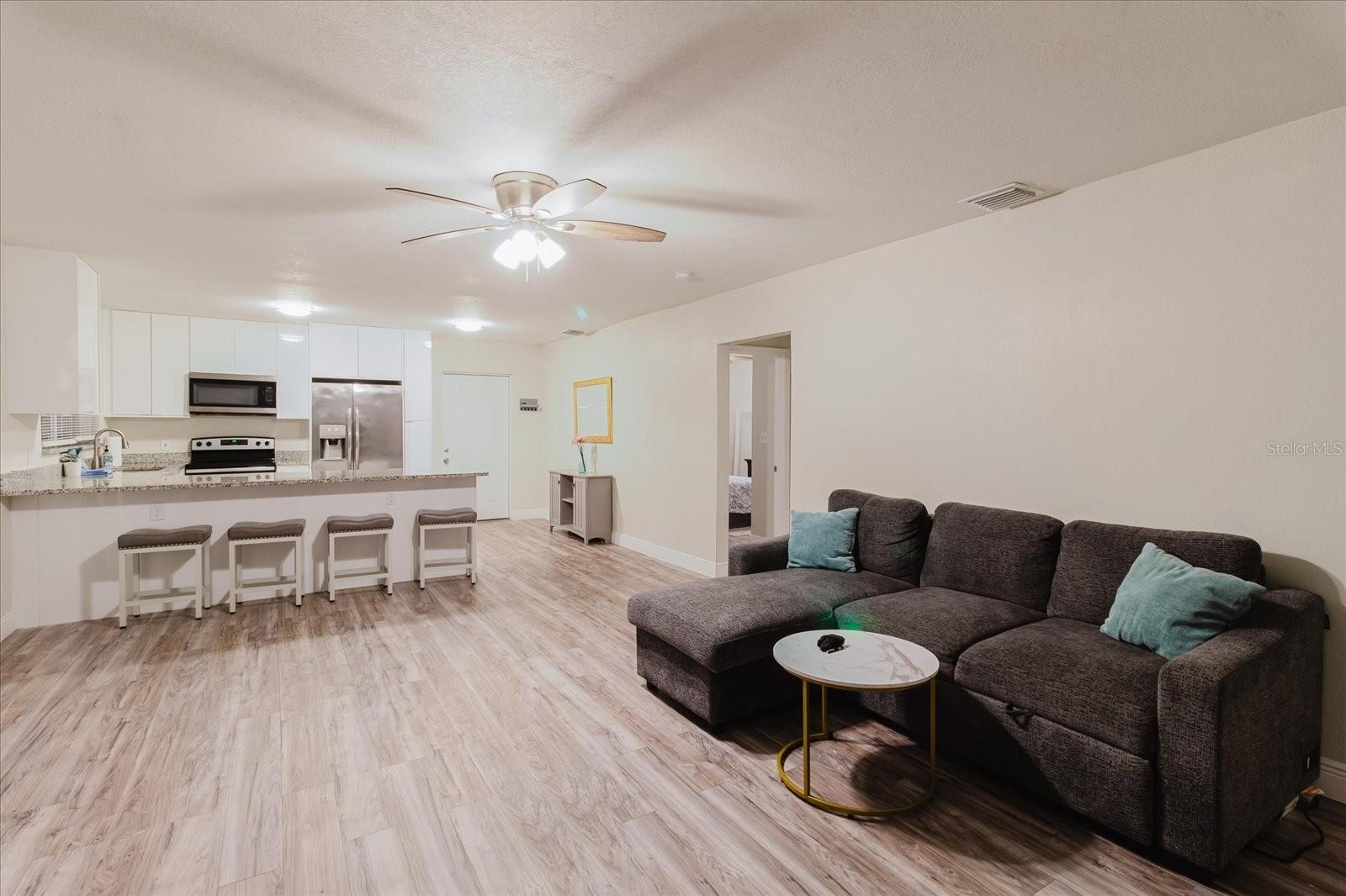 QUEENER SUB - Residential