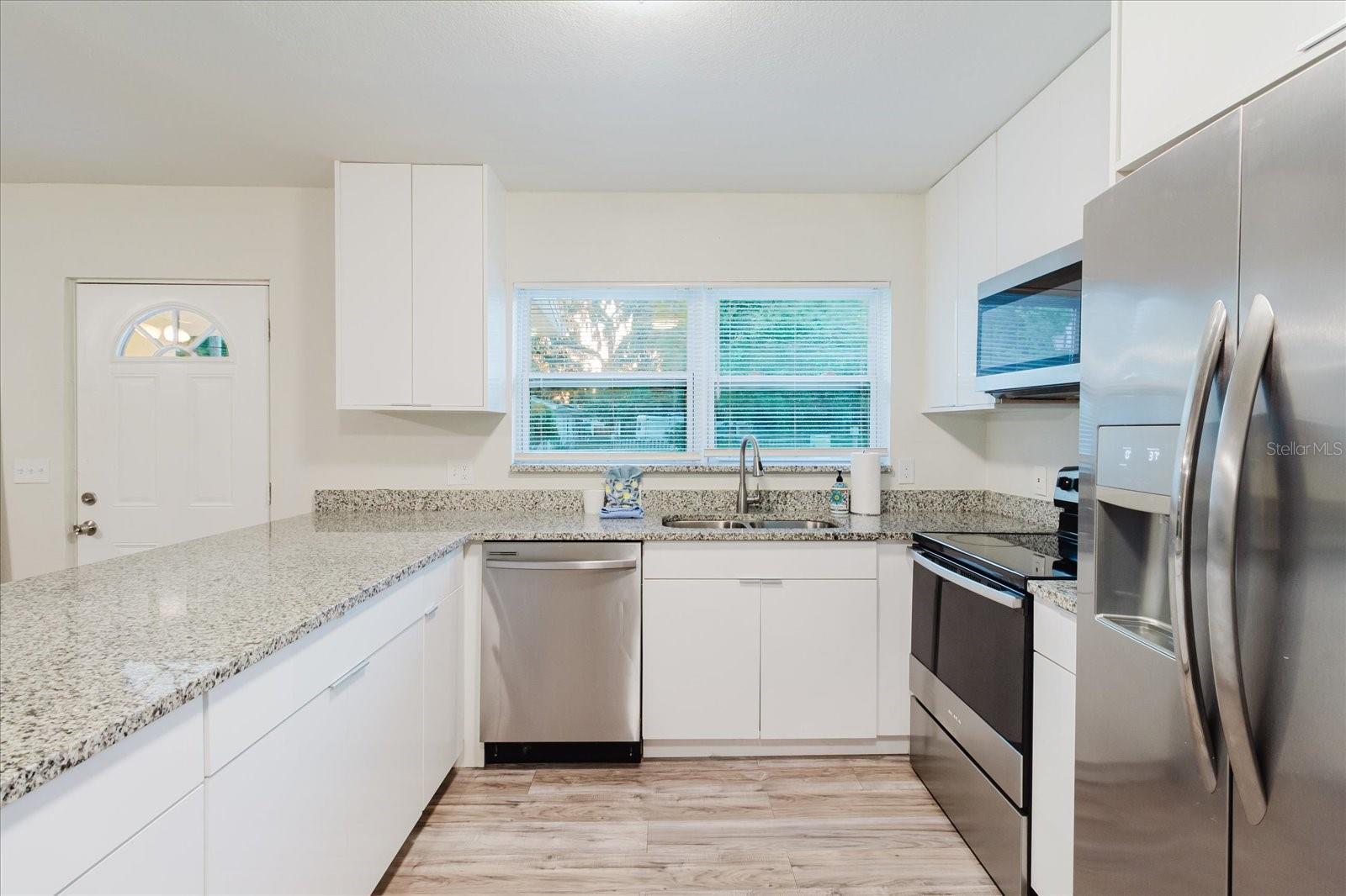 QUEENER SUB - Residential