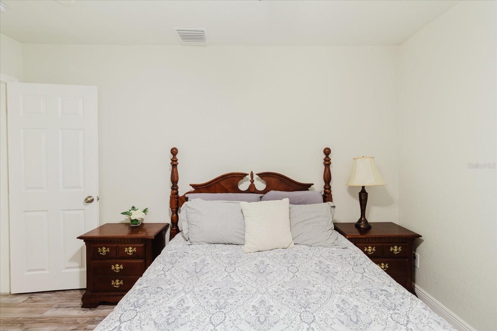 QUEENER SUB - Residential