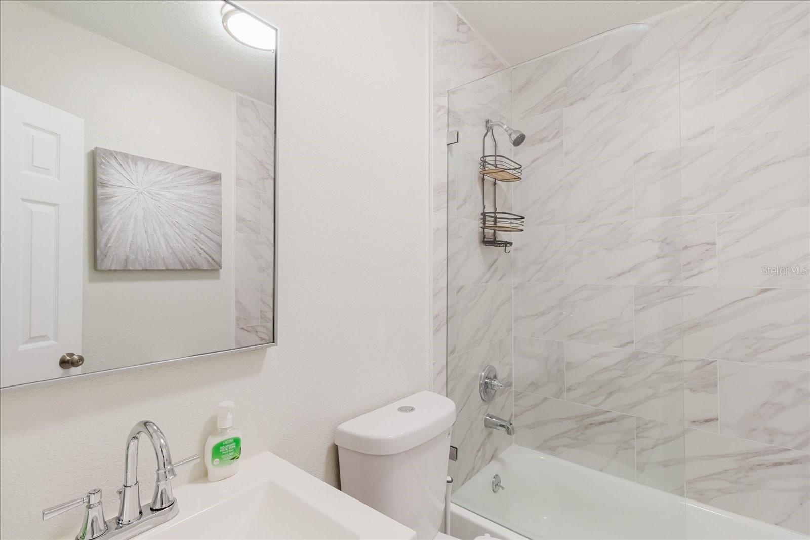 QUEENER SUB - Residential