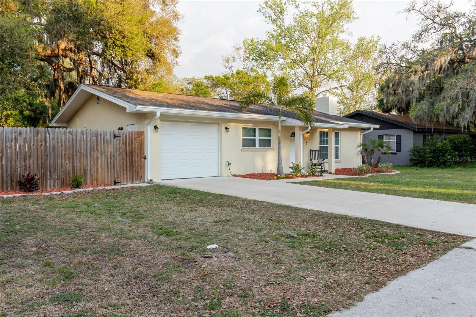 QUEENER SUB - Residential