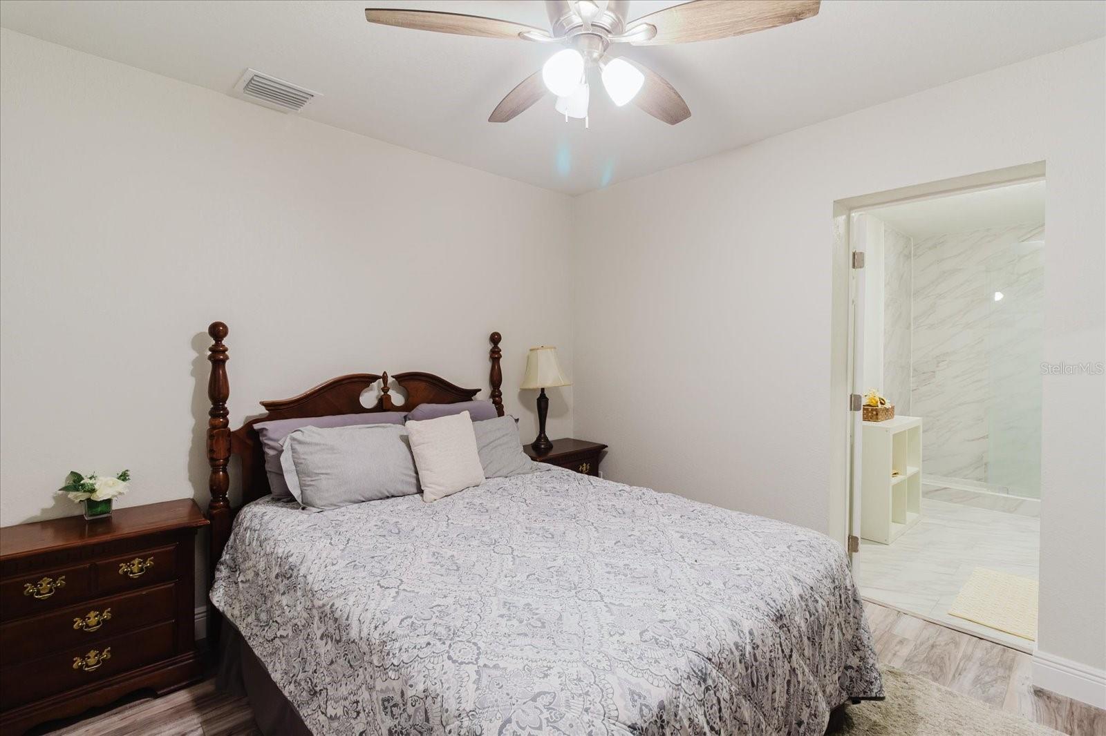 QUEENER SUB - Residential