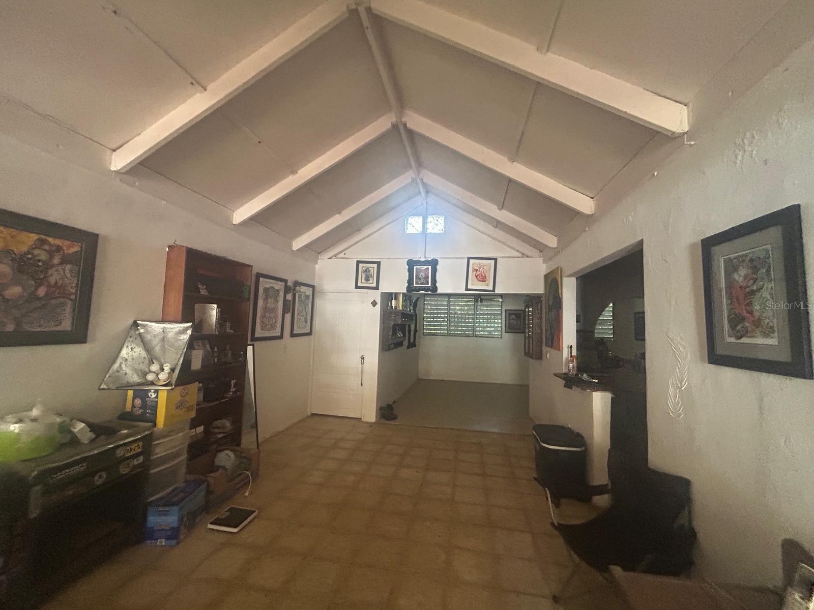 URB. LA ESMERALDA - Residential