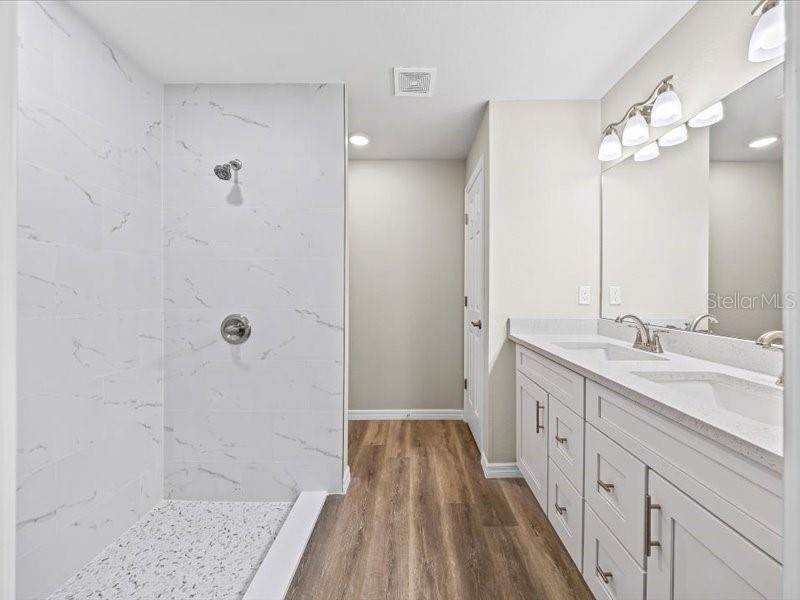 SILVER SPGS SHORES UN 17 - Residential