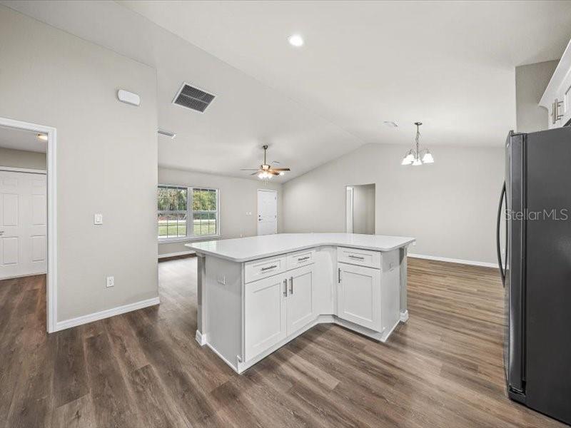 SILVER SPGS SHORES UN 17 - Residential