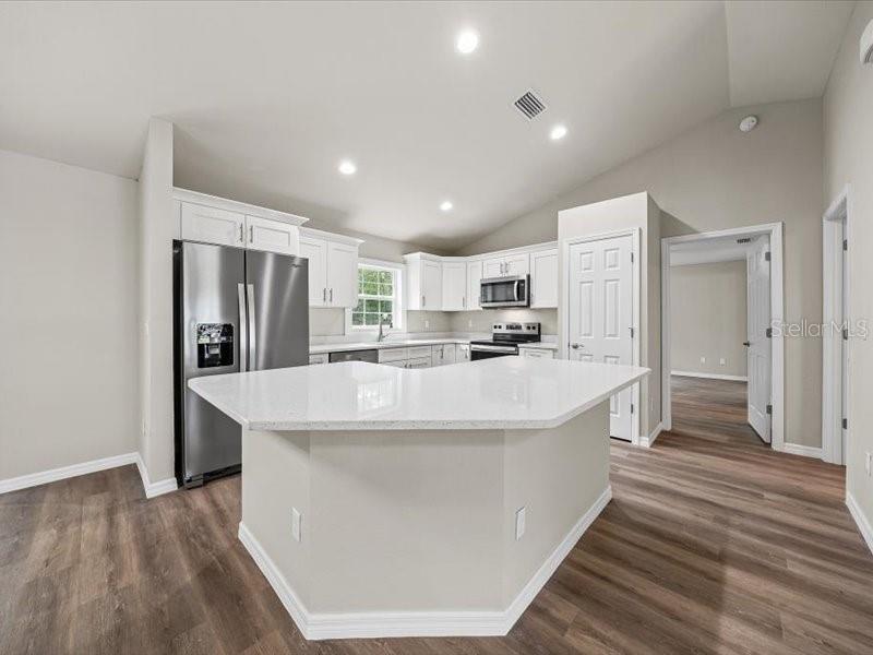 SILVER SPGS SHORES UN 17 - Residential