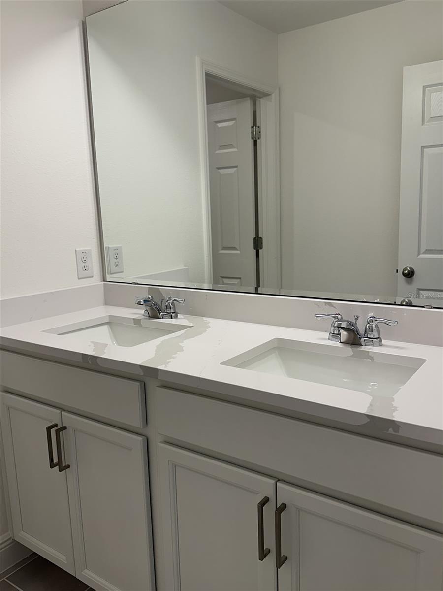 RIDGEVIEW PH 4 - Residential