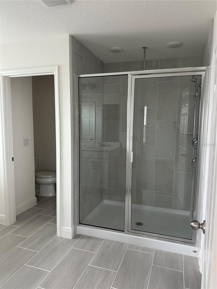 RIDGEVIEW PH 4 - Residential