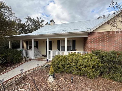 Photo of 13106 NW 112th Avenue, Alachua, FL 32615 (MLS # GC537242)