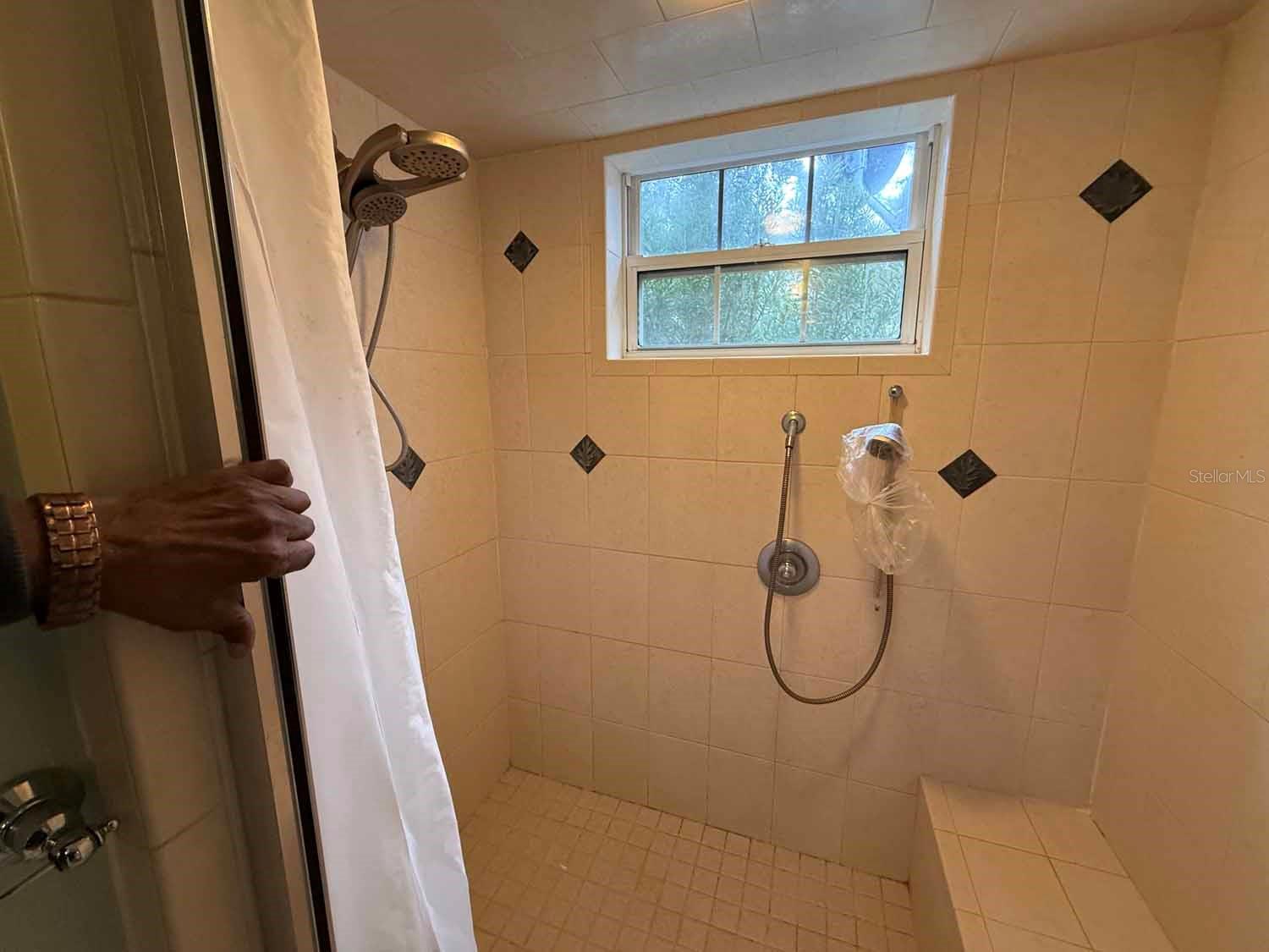 ALACHUA HIGHLANDS - Residential