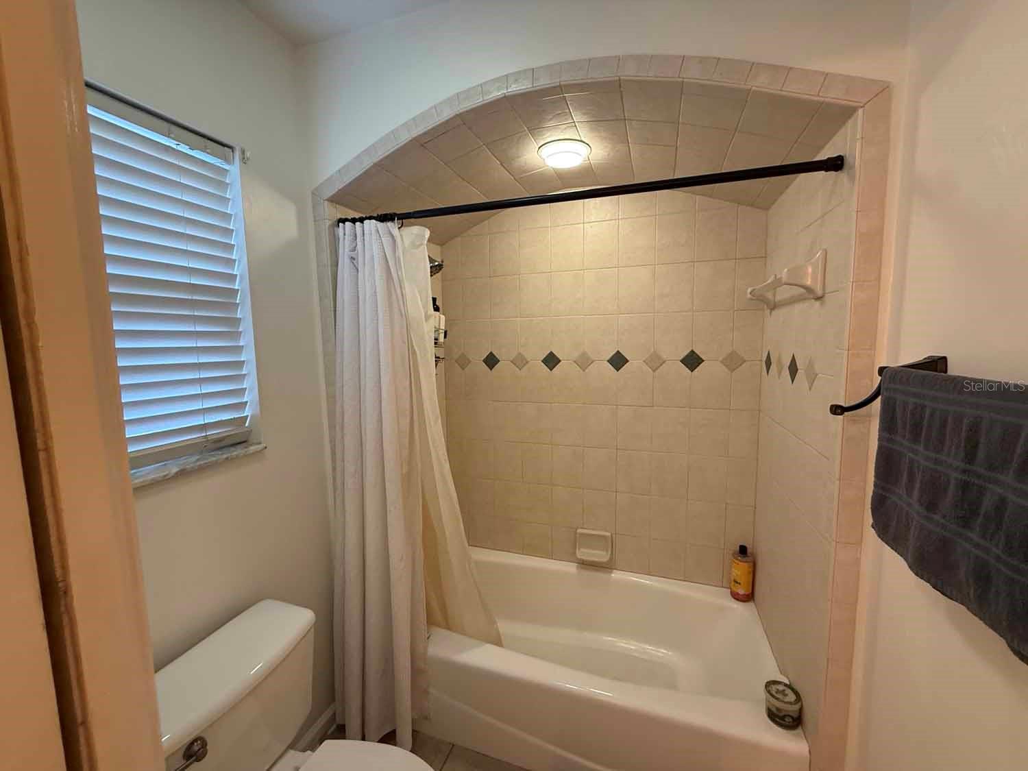 ALACHUA HIGHLANDS - Residential