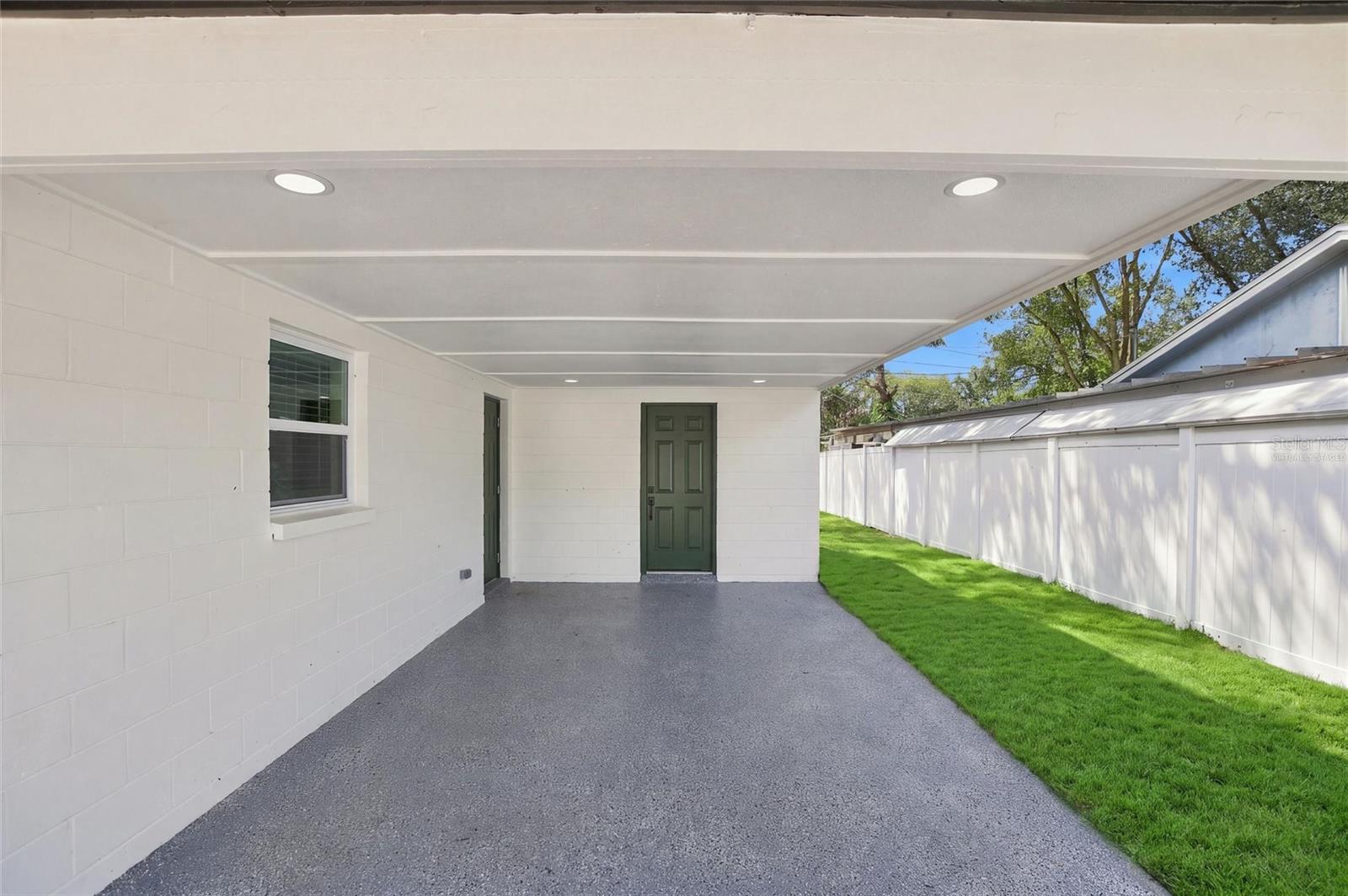 3214 ACACIA STREET