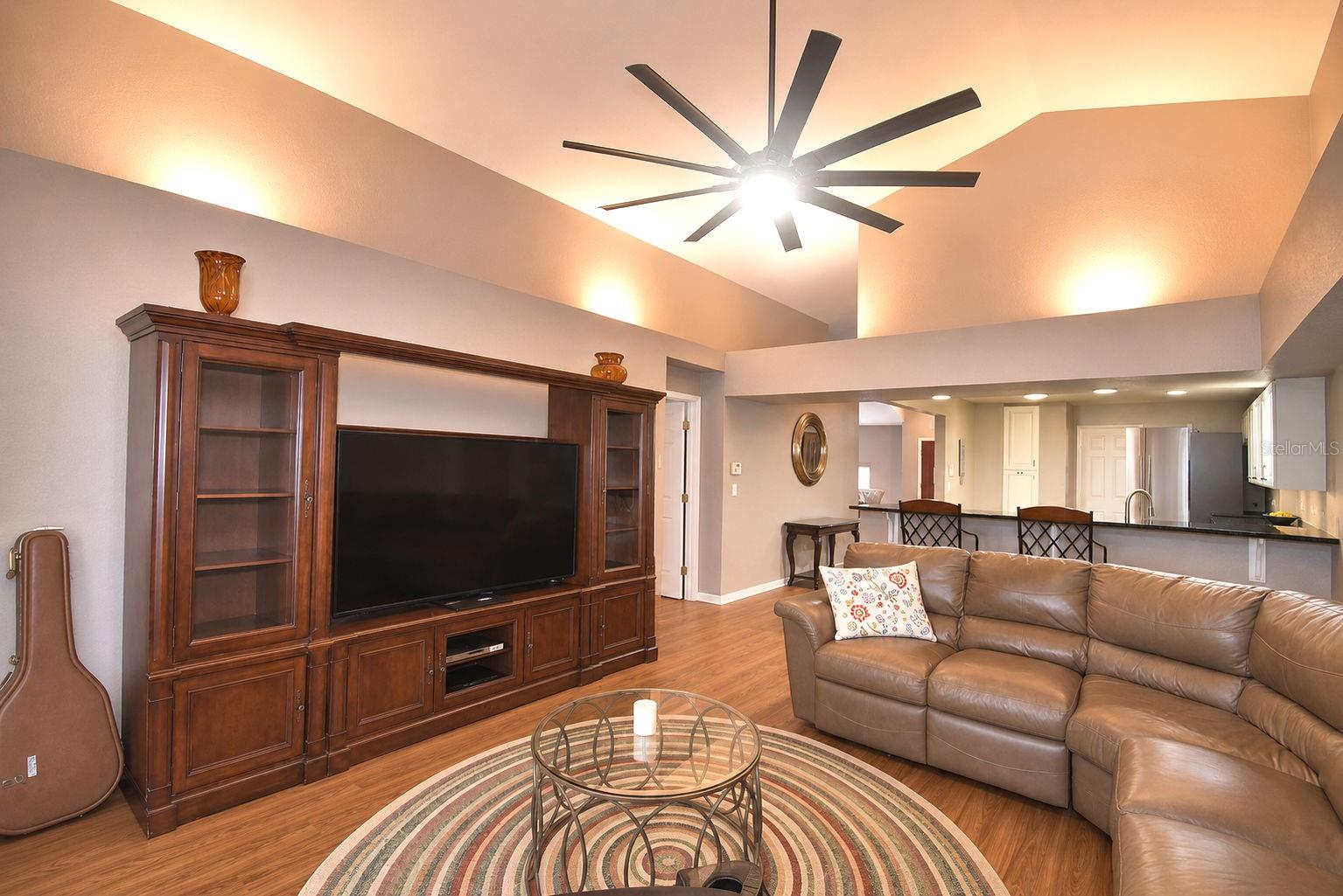 HIGHLAND SQUARE PH 2 - Residential
