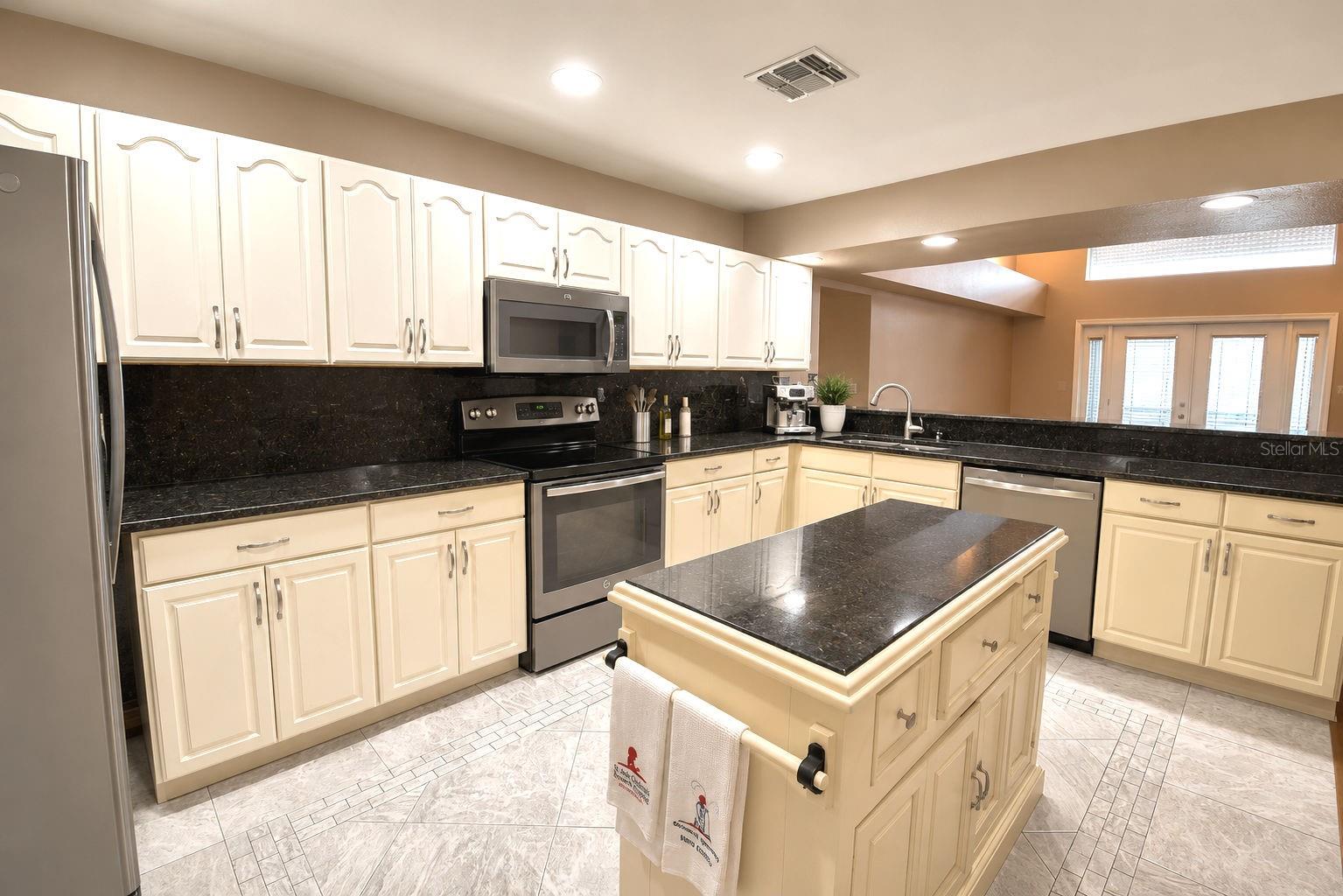 HIGHLAND SQUARE PH 2 - Residential