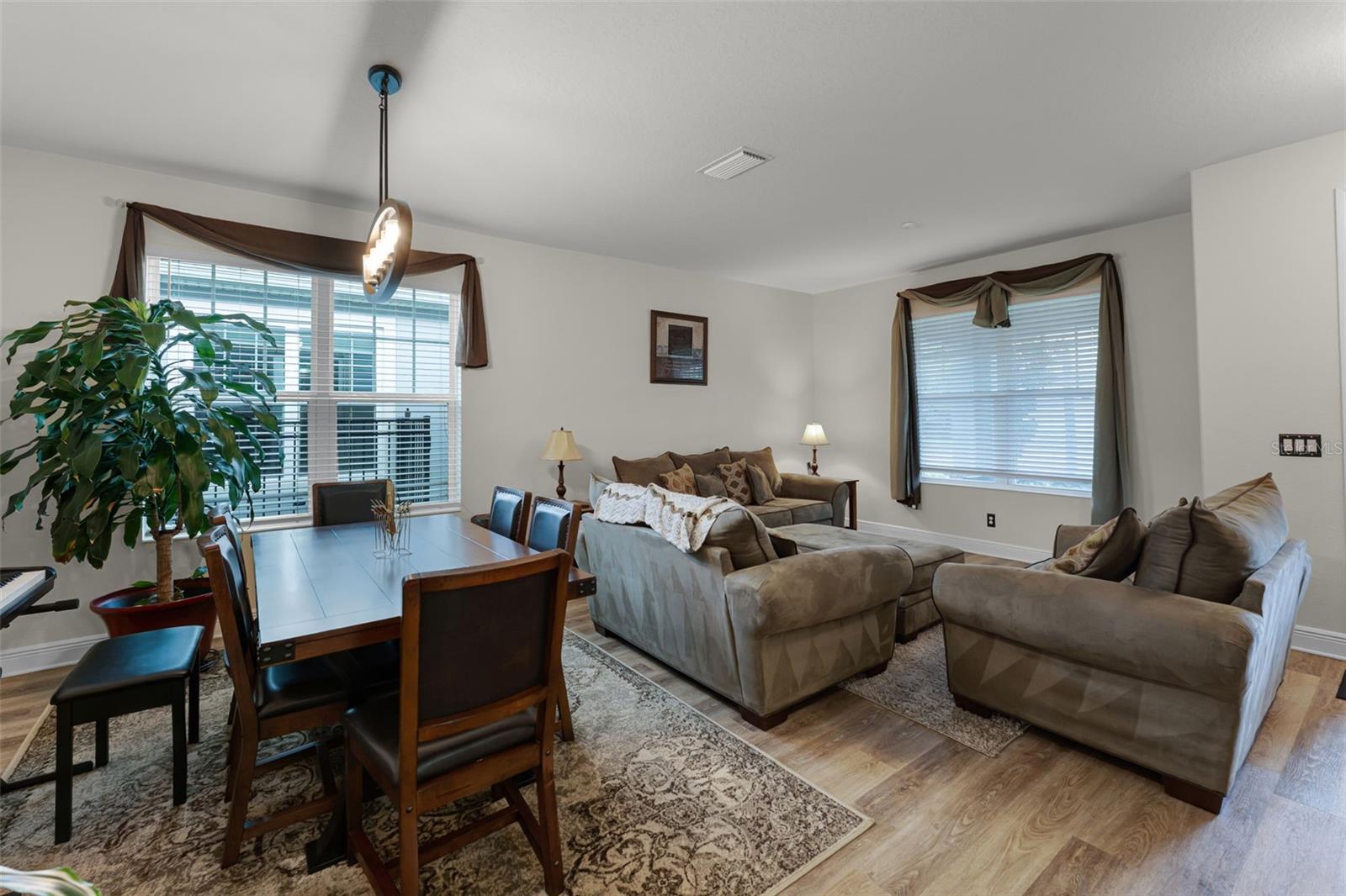 HANOVER LAKES PH 1 - Residential Lease