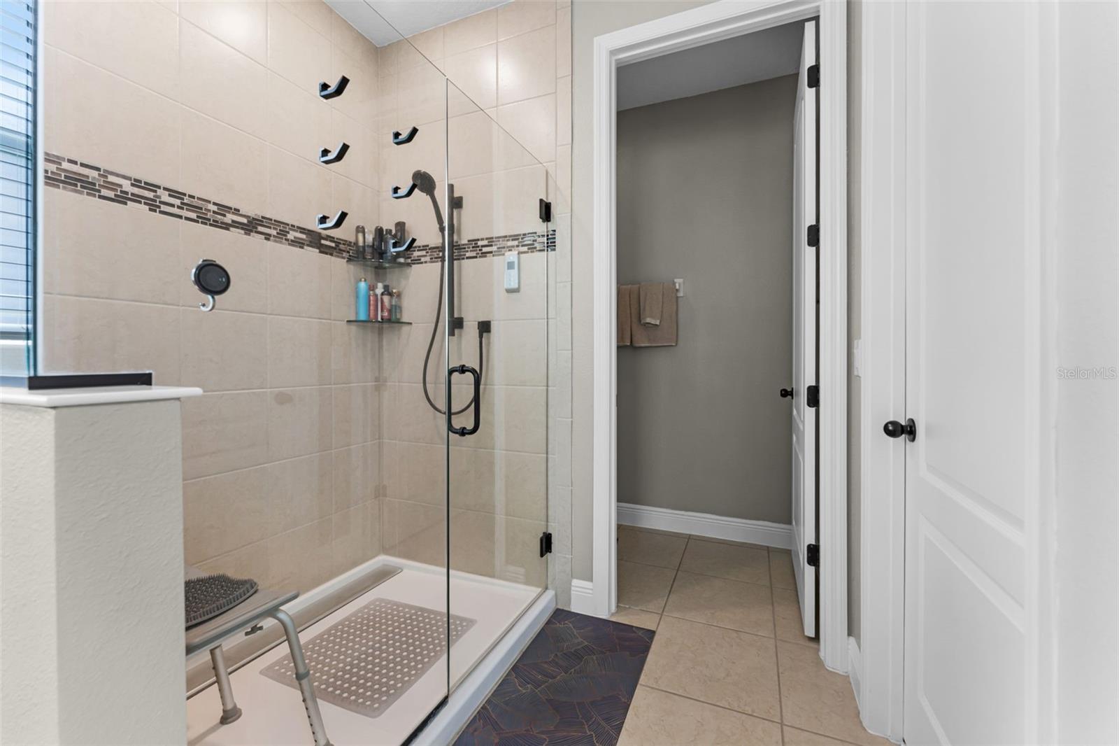 HANOVER LAKES PH 1 - Residential Lease