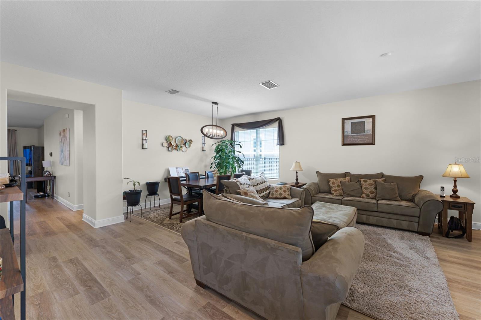 HANOVER LAKES PH 1 - Residential Lease