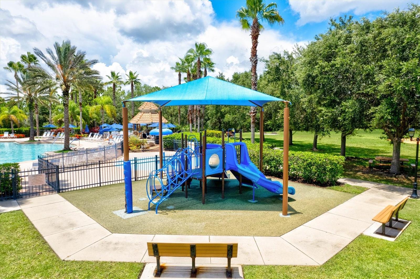 STONEYBROOK AT VENICE - Residential