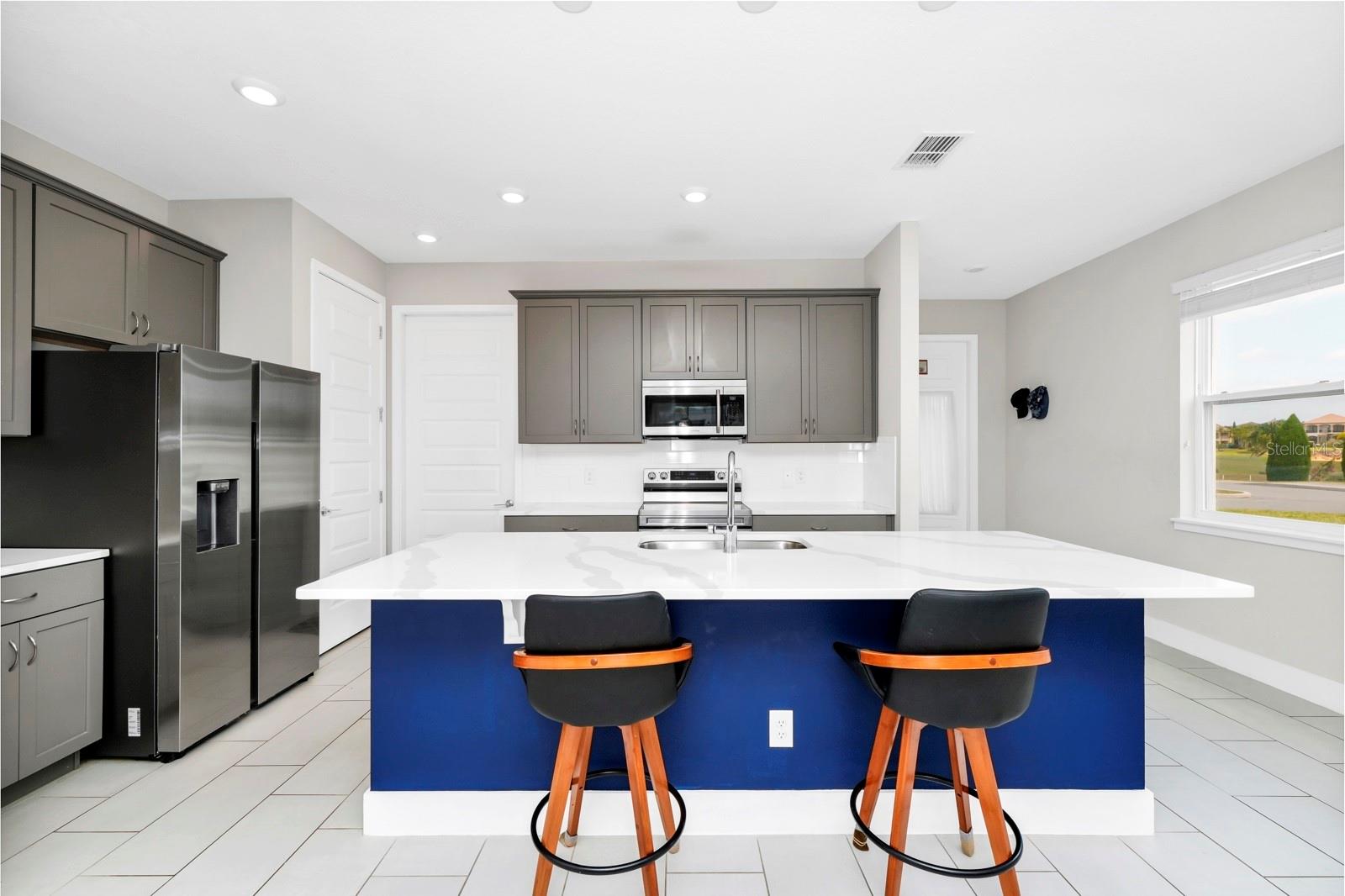 Casas a venda 4 - Jen Dantas 743 DRIVING RANGE COURT