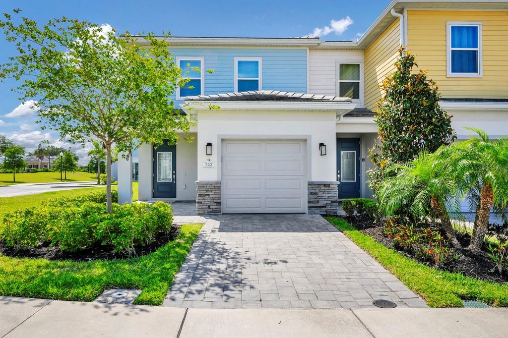 Photo of 743 Driving Range Court, Reunion, FL 34747 (MLS # O6365768)