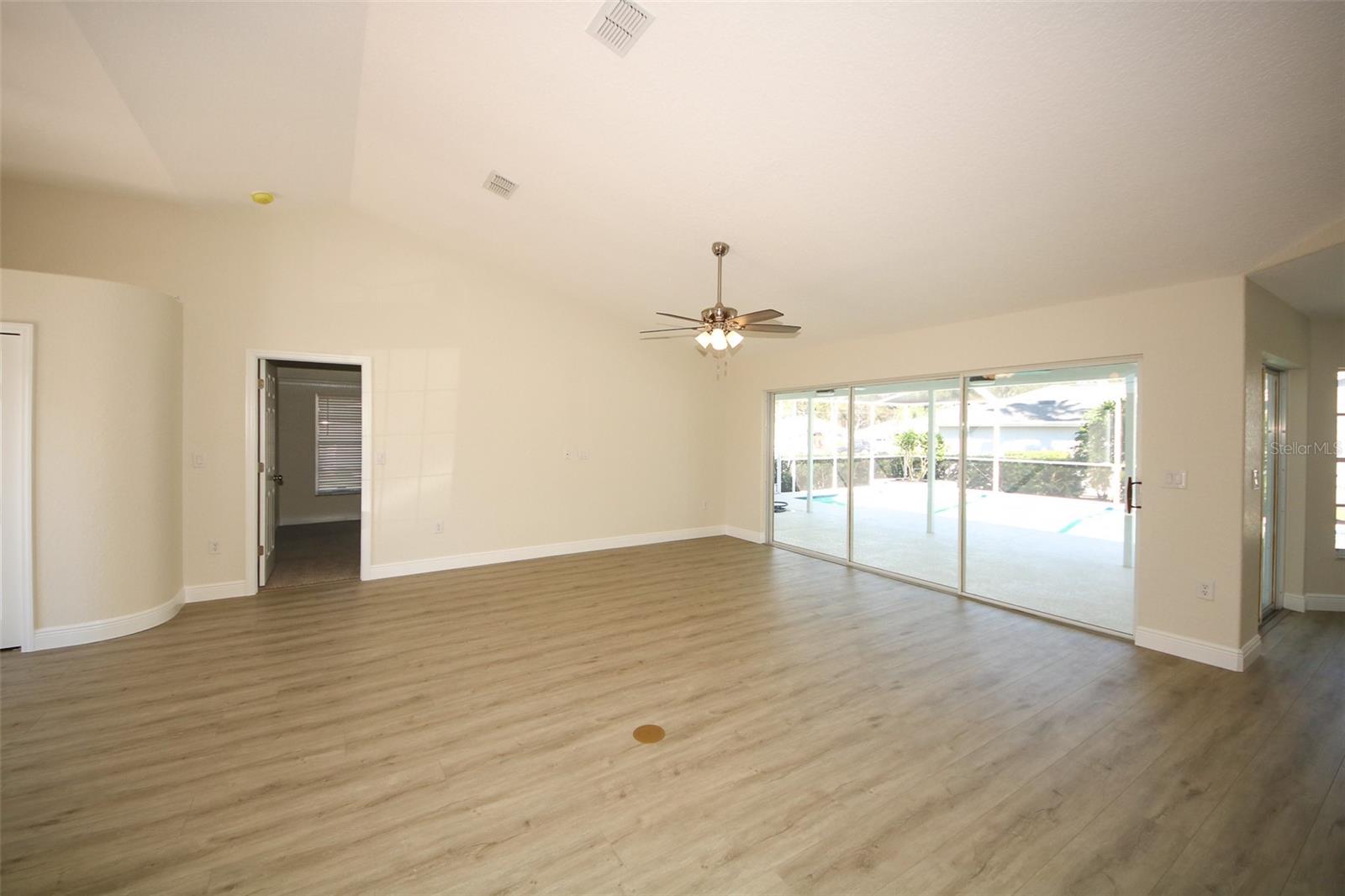 THE ESTATES - Residential