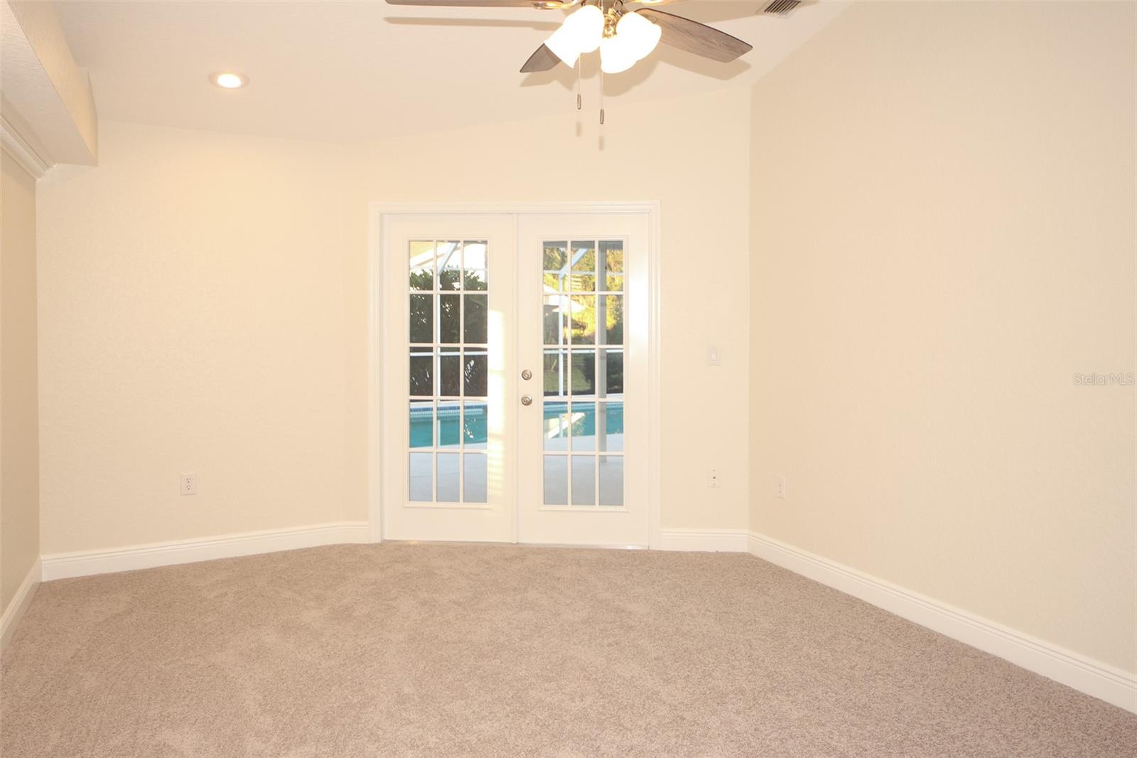 THE ESTATES - Residential