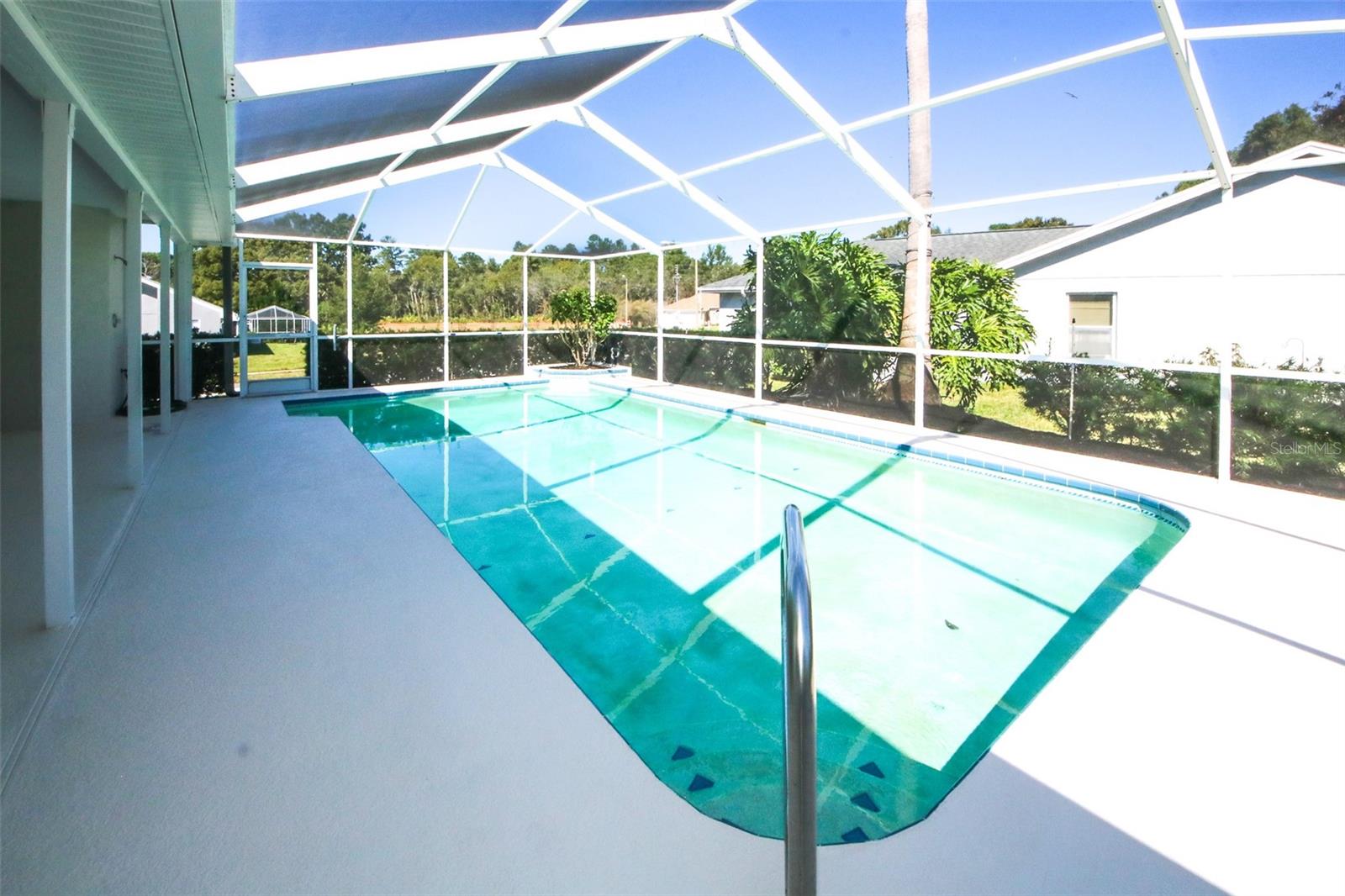 THE ESTATES - Residential