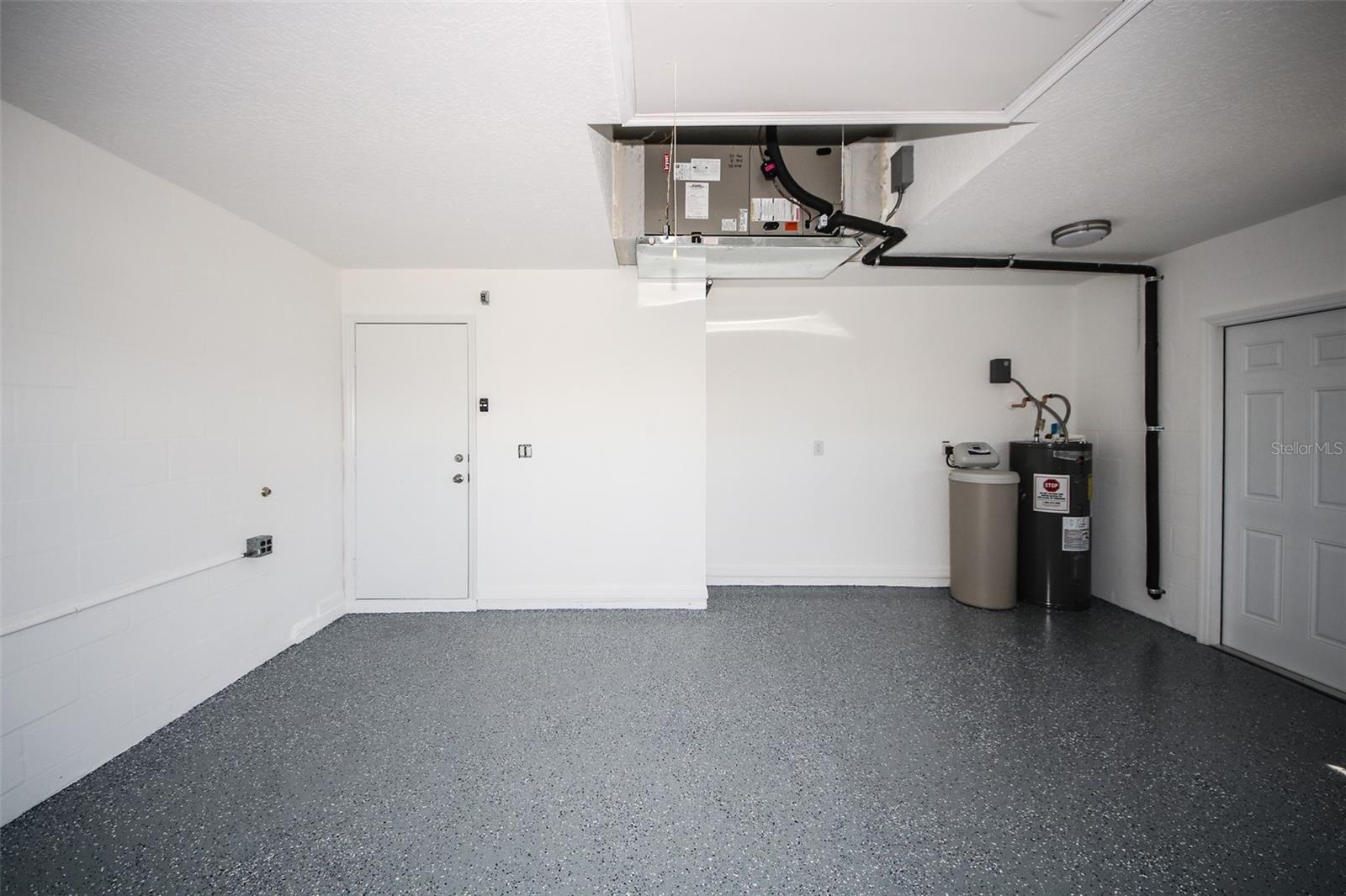 THE ESTATES - Residential