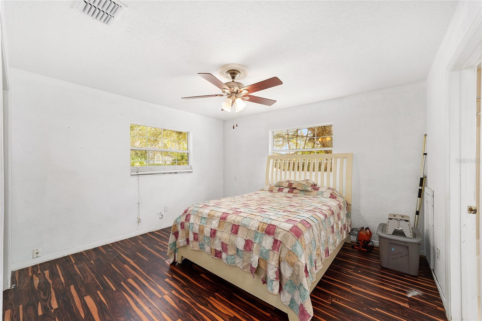 HILLSDALE - Residential