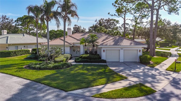 2960 SANDRINGHAM PL, SARASOTA, FL 34235 - Image cad30e55ce1a412b1ce1e4e6e4d72b8b/1895330569