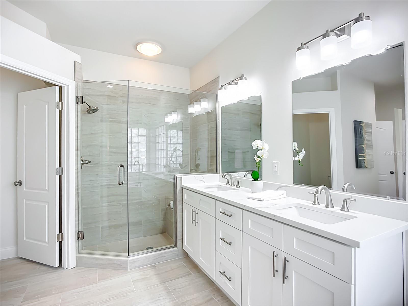 SANDRINGHAM PLACE - Residential