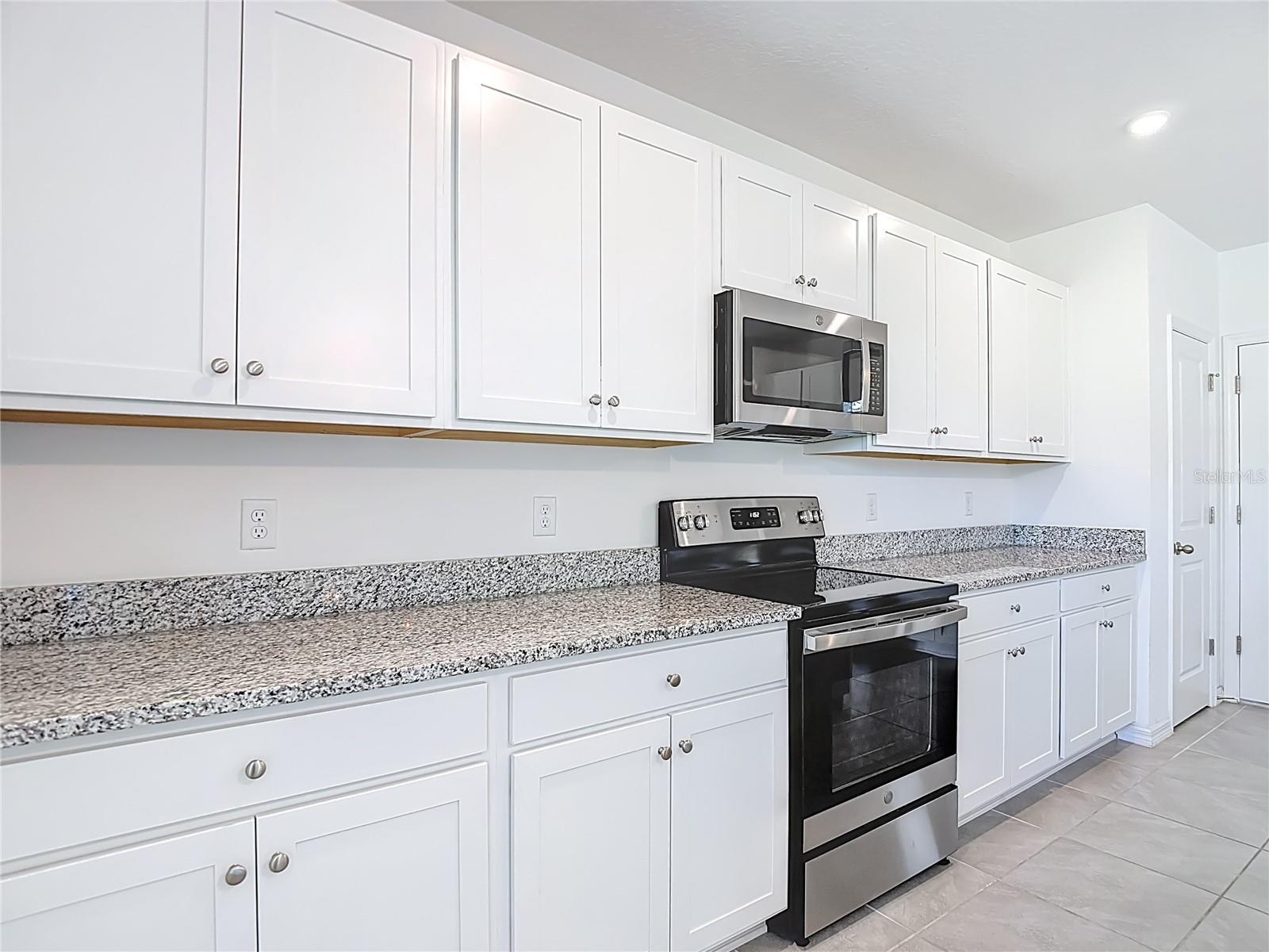 LINKS AT CALUSA SPRINGS - Residential