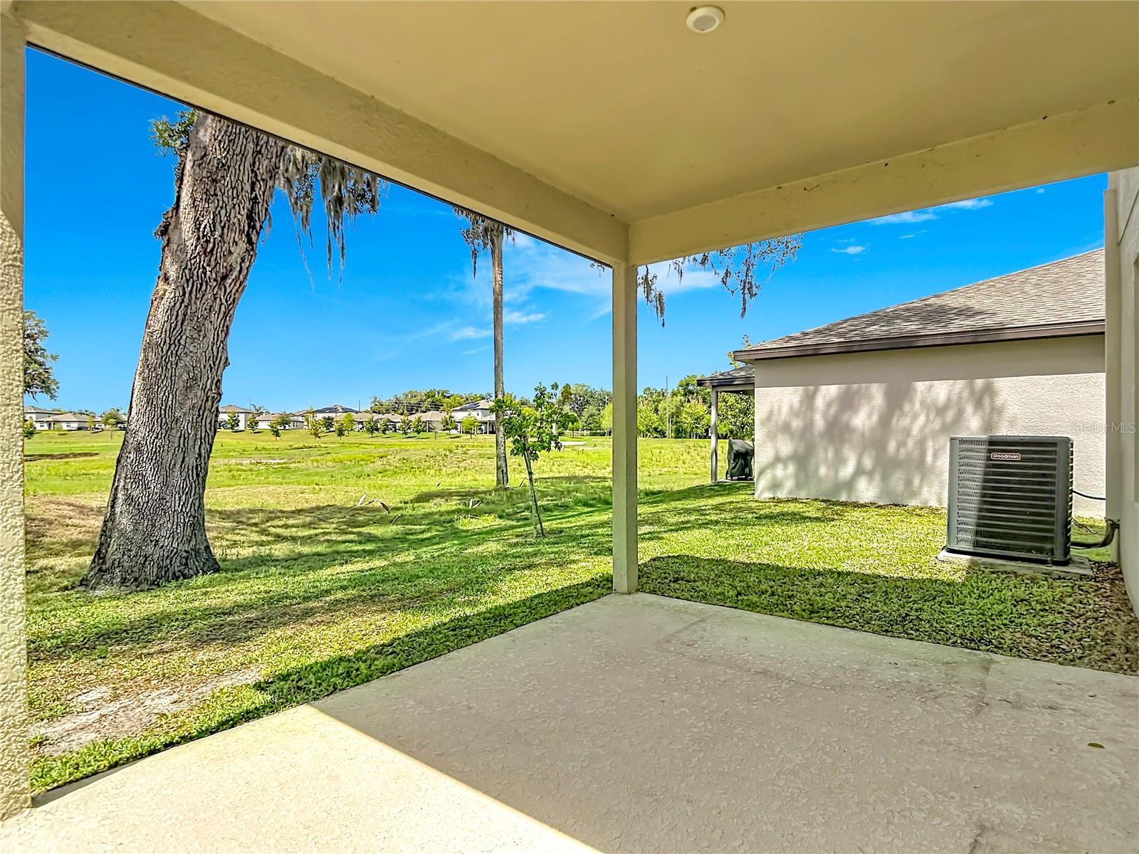 LINKS AT CALUSA SPRINGS - Residential