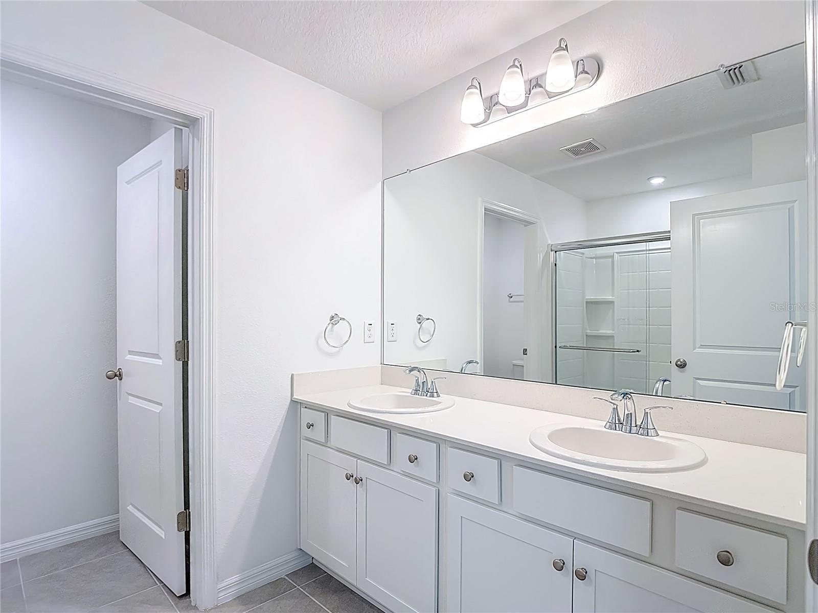 LINKS AT CALUSA SPRINGS - Residential