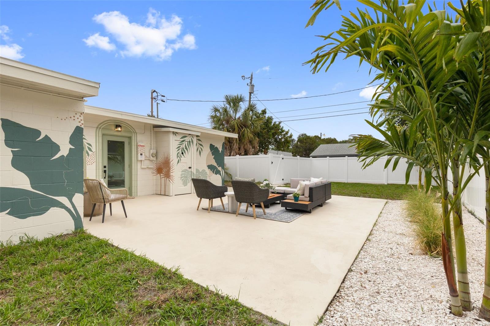 PASADENA TERRACE - Residential